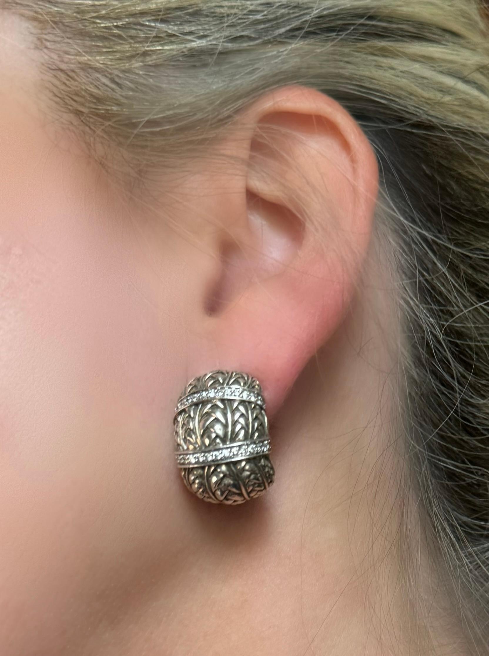 Scott Kay Silver and Diamond Cigar Earrings In Good Condition For Sale In Derby, NY