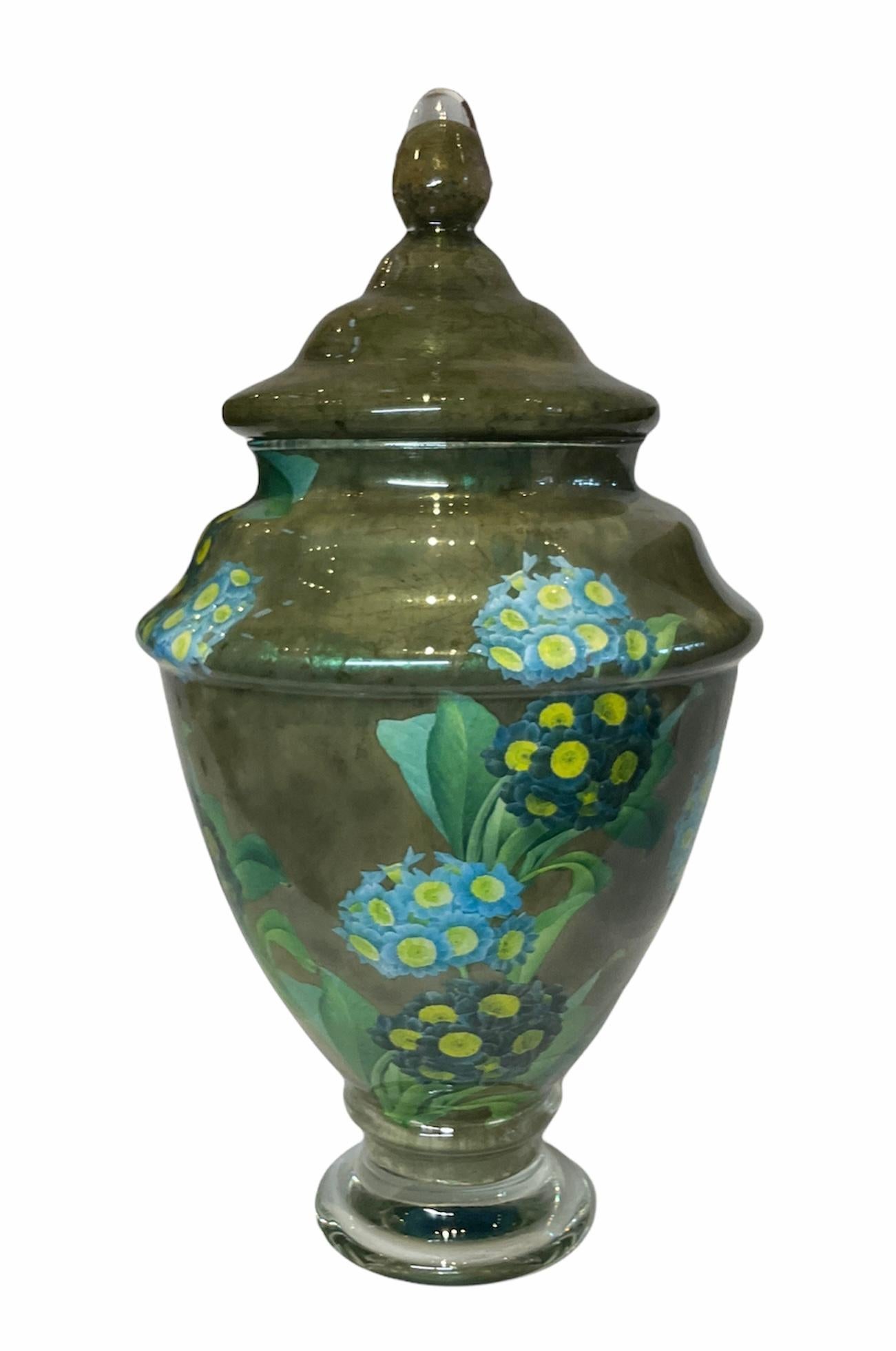 American Scott Potter Art Glass Hydrangeas Lidded Urn For Sale