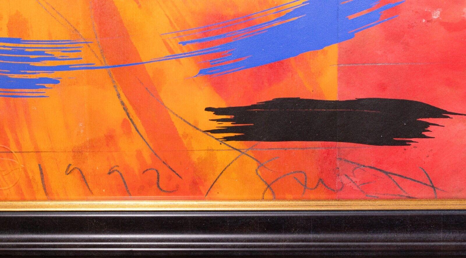 Una grande opera astratta contemporanea a tecnica mista su carta di Scott Sandell, 1992. Scott Sandell è un artista americano che si ispira alla tradizionale arte giapponese delle bandiere. Le sue opere utilizzano colori vivaci, forme geometriche e