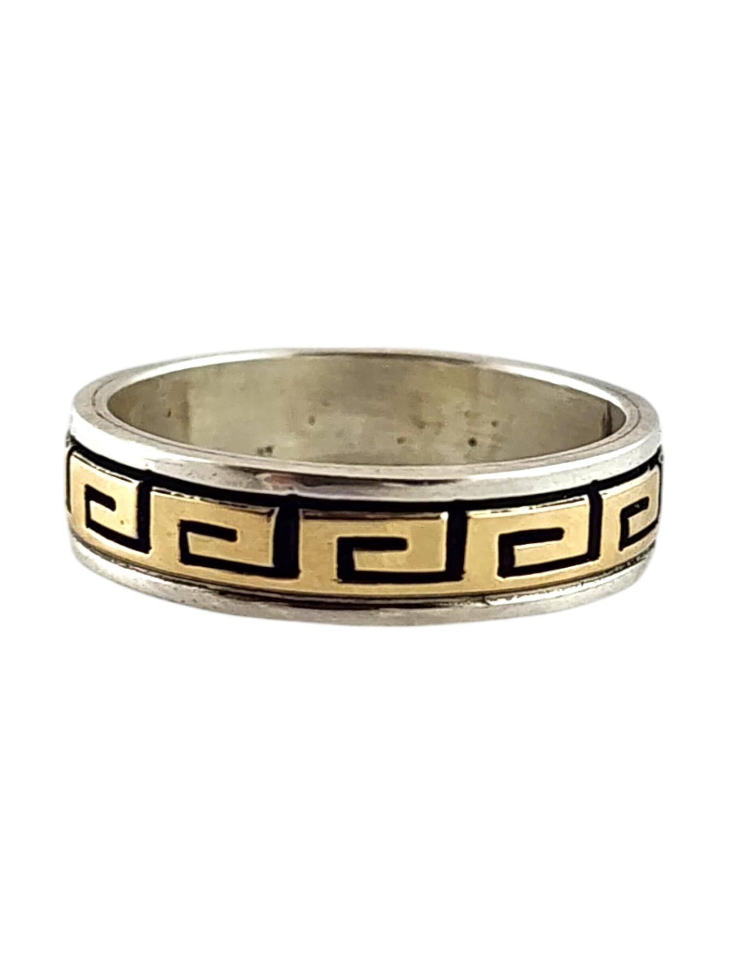 14K Yellow Gold & Sterling Silver Navajo Scott Skeets Spiral Band Ring Size 12.5

This beautiful Scott Skeets Navajo band is crafted from sterling silver with a beautiful 14K yellow gold spiral design!

Ring size: 12.5
Shank: 6.27mm

Weight: 7.12 g/