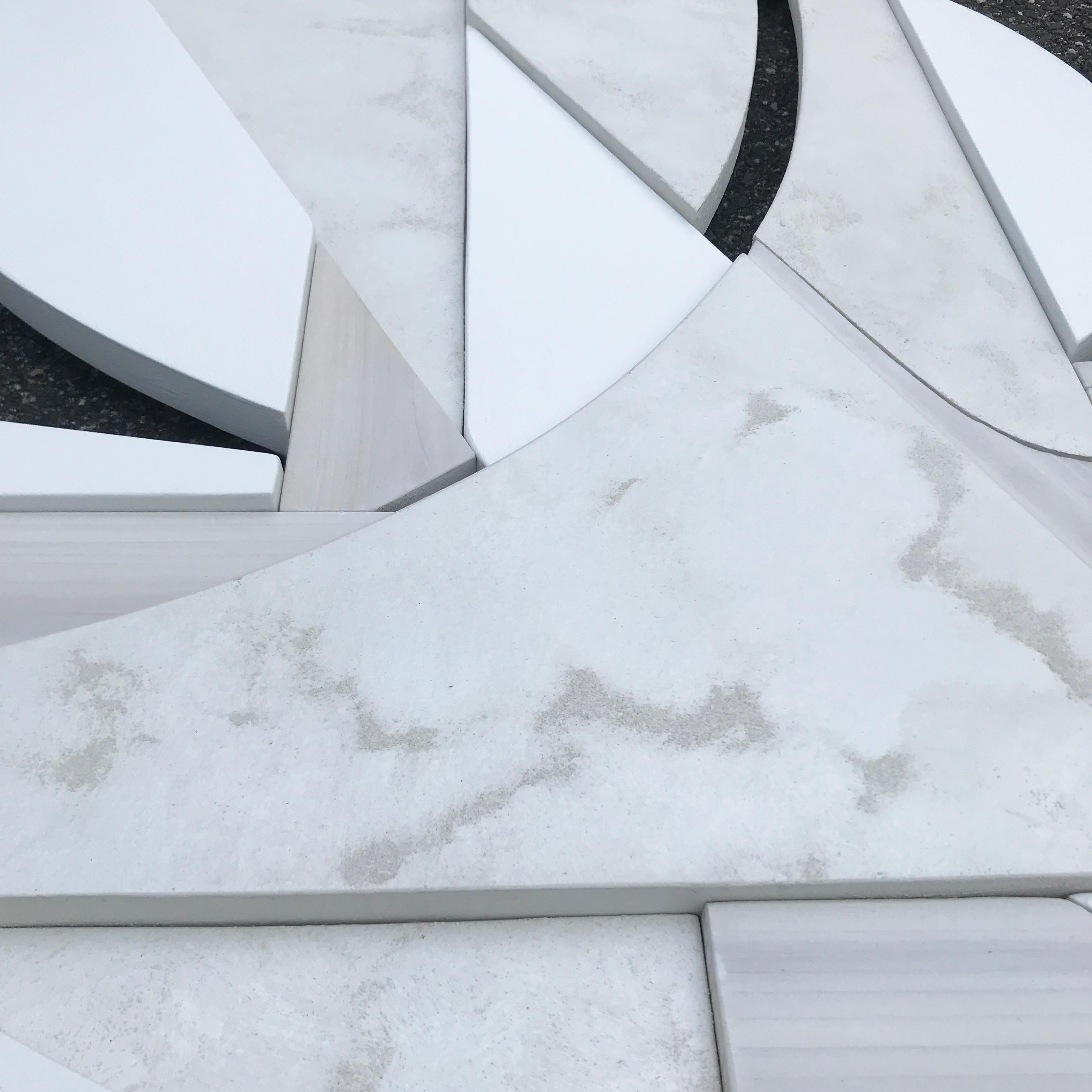 Escultura contemporánea americana de Scott Troxel - Blanco en venta 9