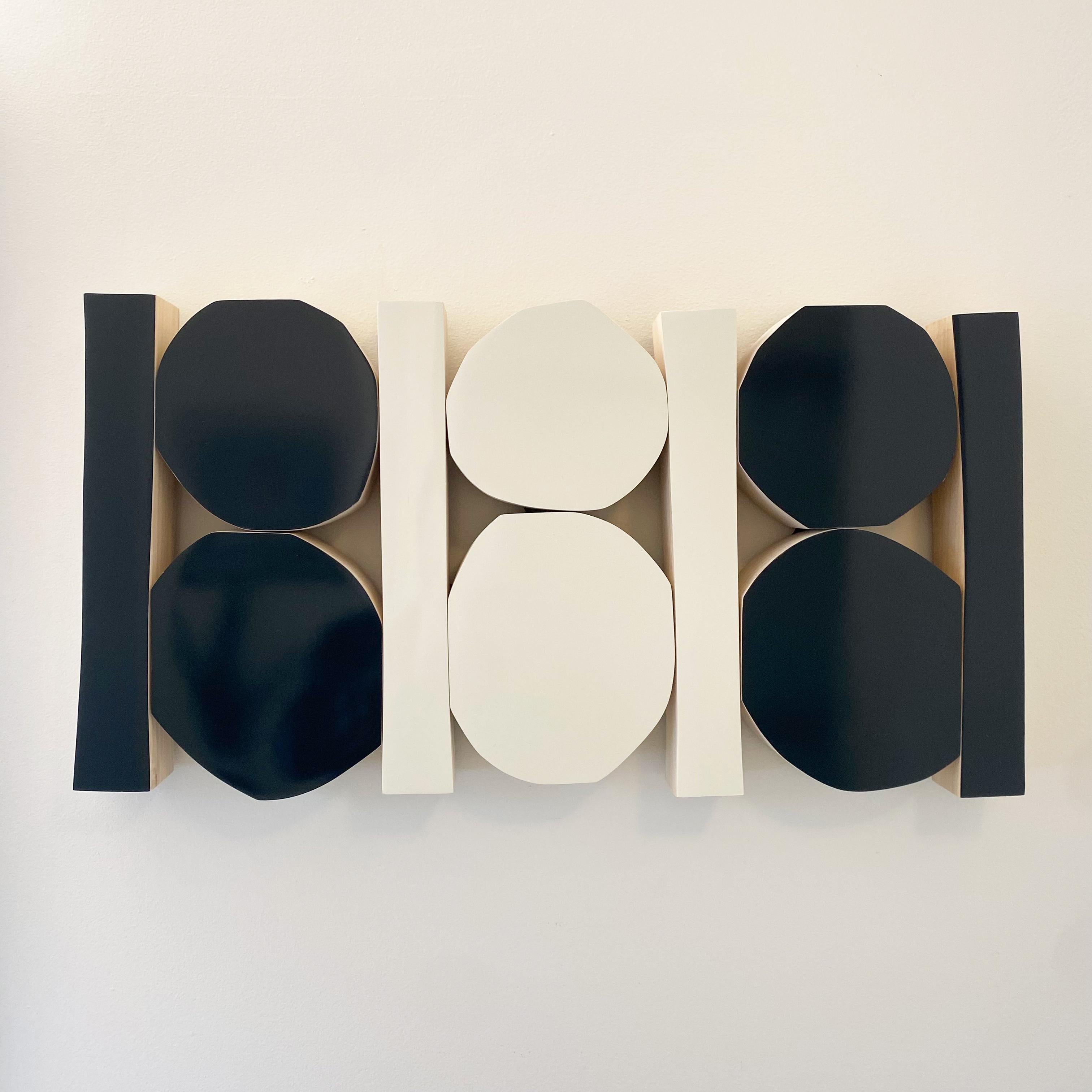 Scultura contemporanea americana di Scott Troxel - Navy White in vendita 3