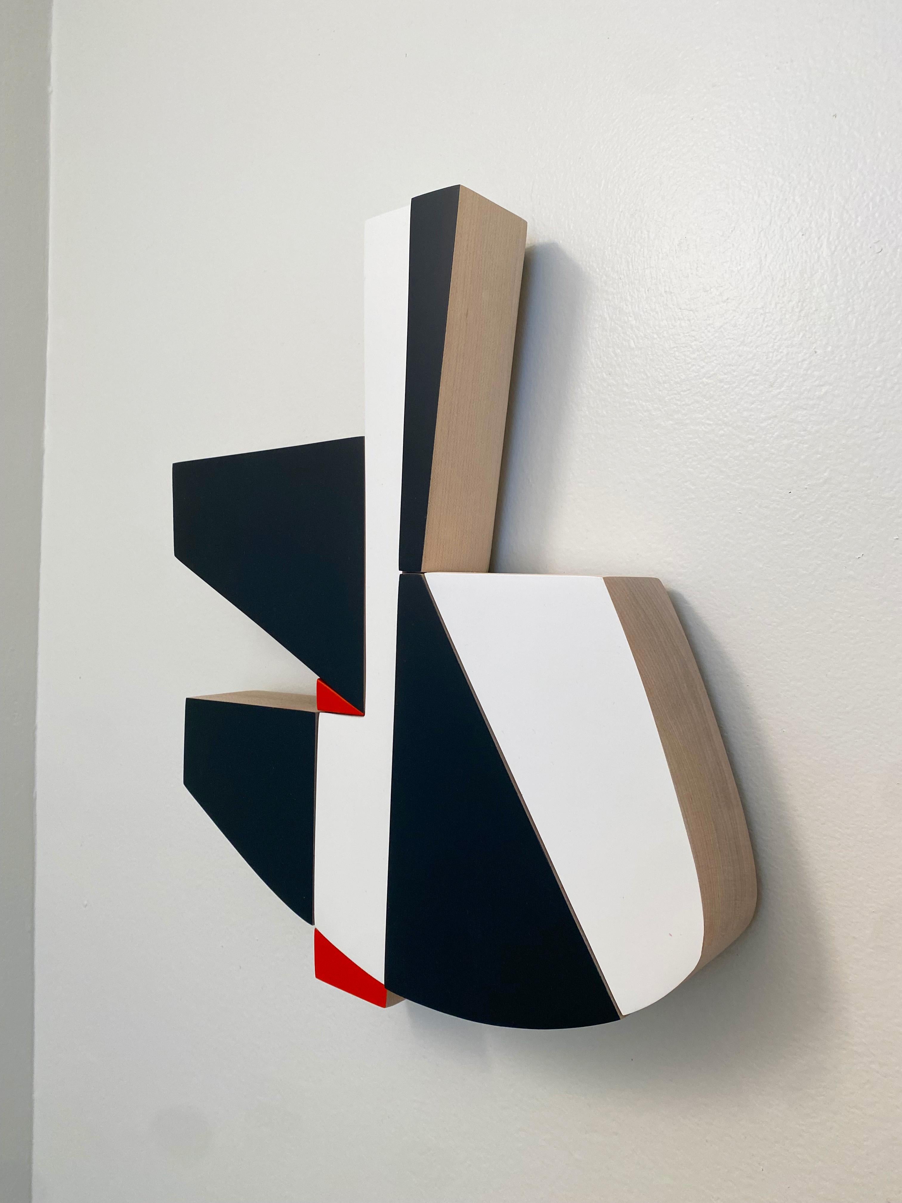 „Navy Reds“ Wandskulptur, Moderne der Mitte des Jahrhunderts, weiß, marineblau, rot, nautisch – Sculpture von Scott Troxel