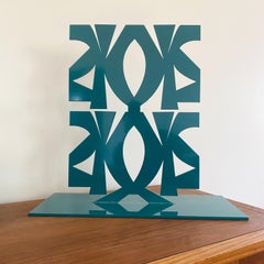 Metallskulptur "Reef Club" - Stahl, Moderne, Monochrom, Mitte des Jahrhunderts