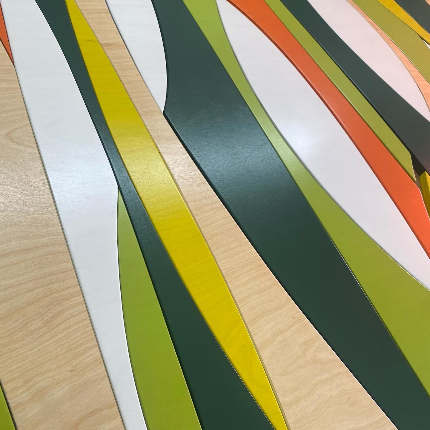 „Solar Trees“ Wandskulptur – MCM, grün, gelb, Holz, orange, Mitte des Jahrhunderts im Angebot 2