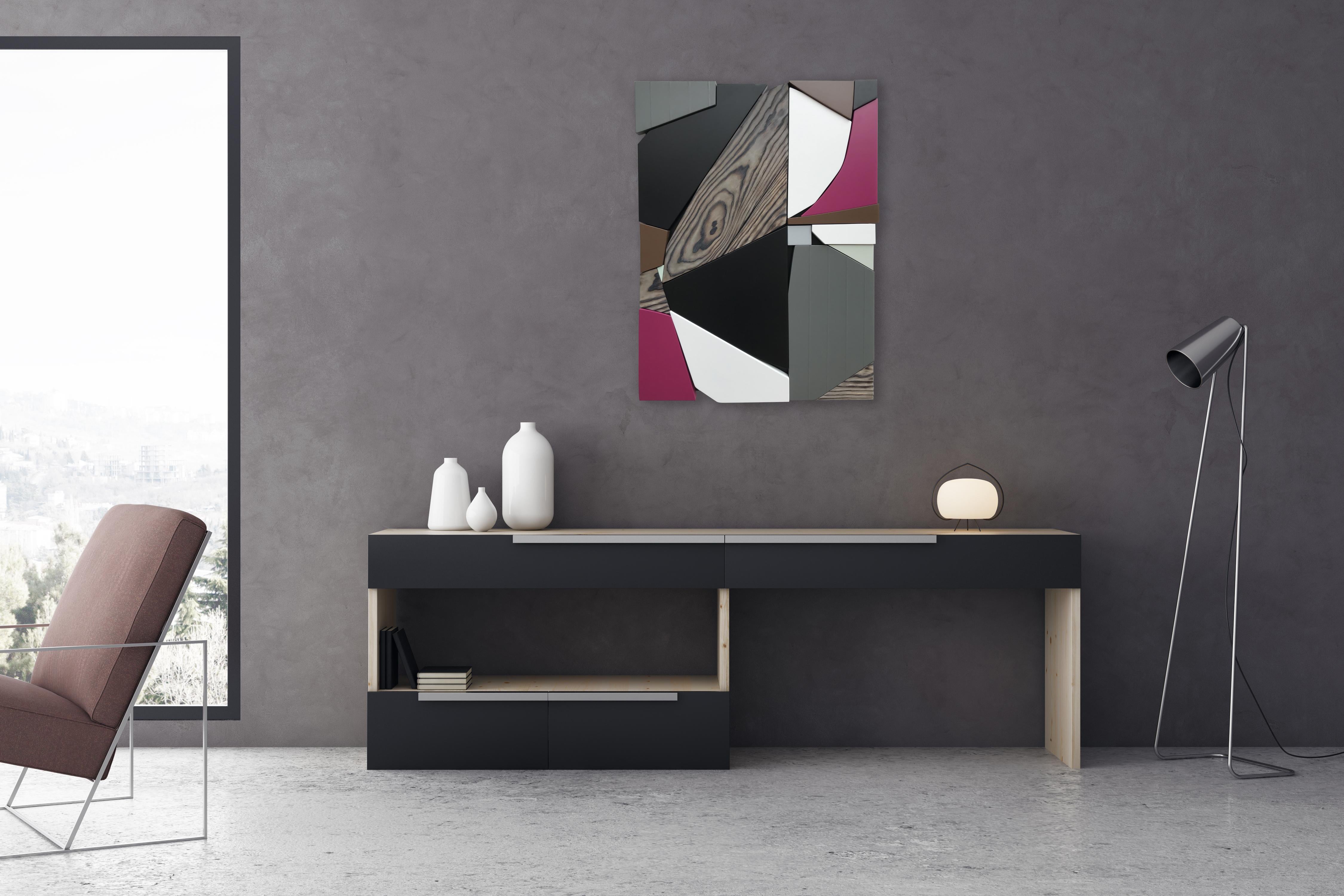 Mixed Media-Wandskulptur „SSB1“  (Holz, weiß, schwarz, grau, neuwertig, modern) – Sculpture von Scott Troxel