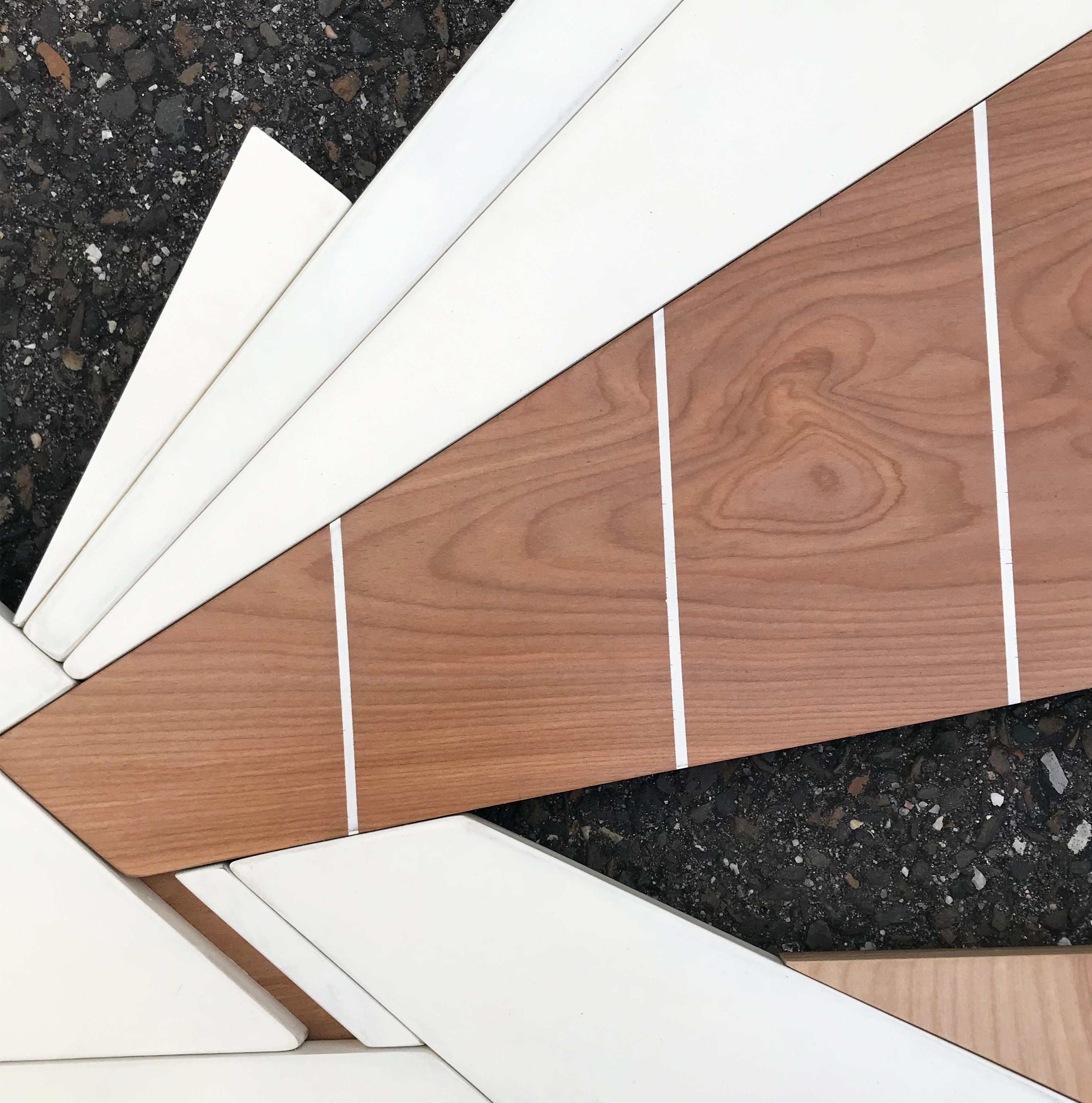 „Terrebellum“-Wandskulptur – Moderne, weiß, mcm, Mid-Century Modern, Holz im Angebot 2