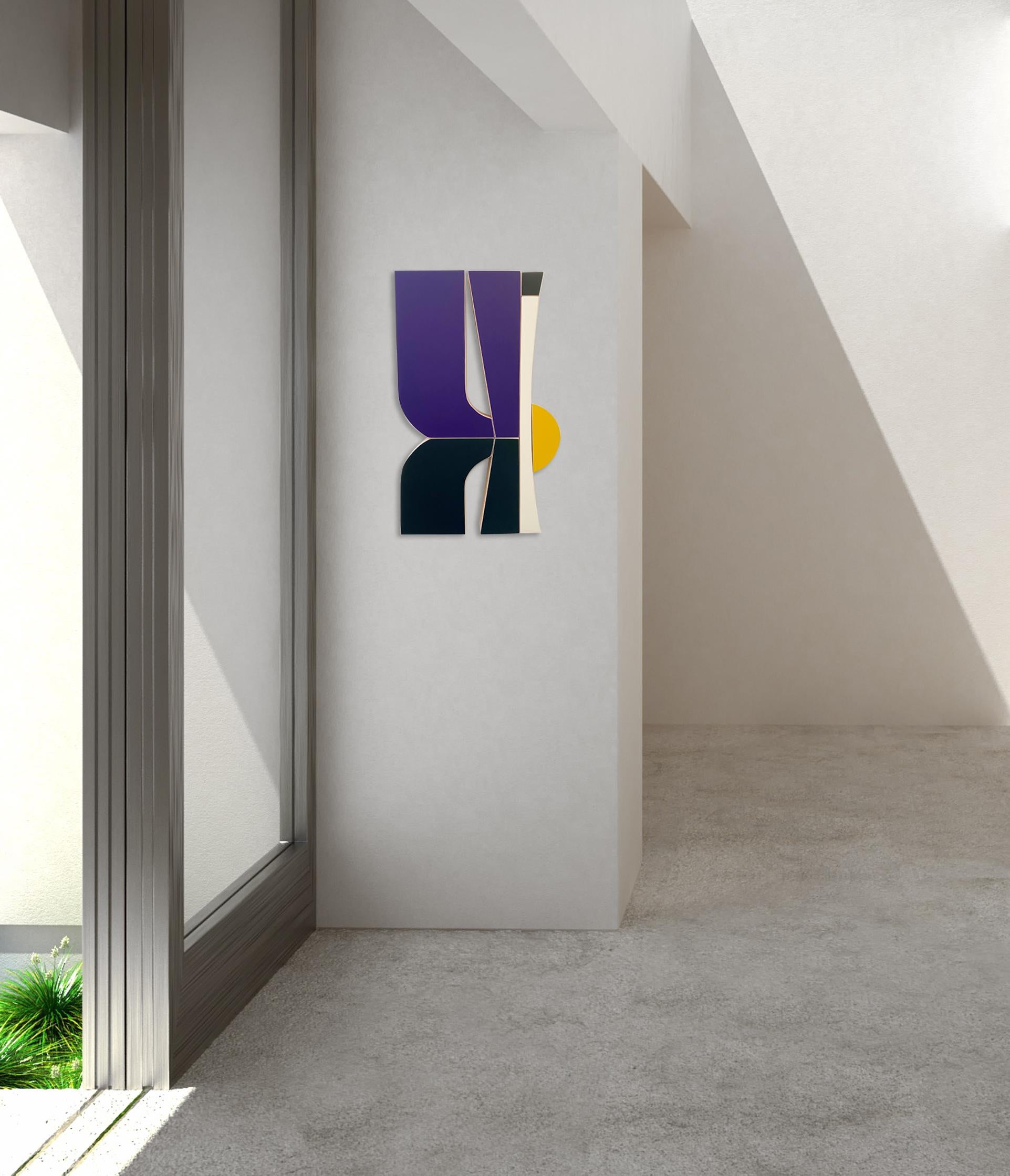 „Smoking“-Wandskulptur – Mid-Century Modern, blau, weiß, marineblau, gelb, Stella im Angebot 4