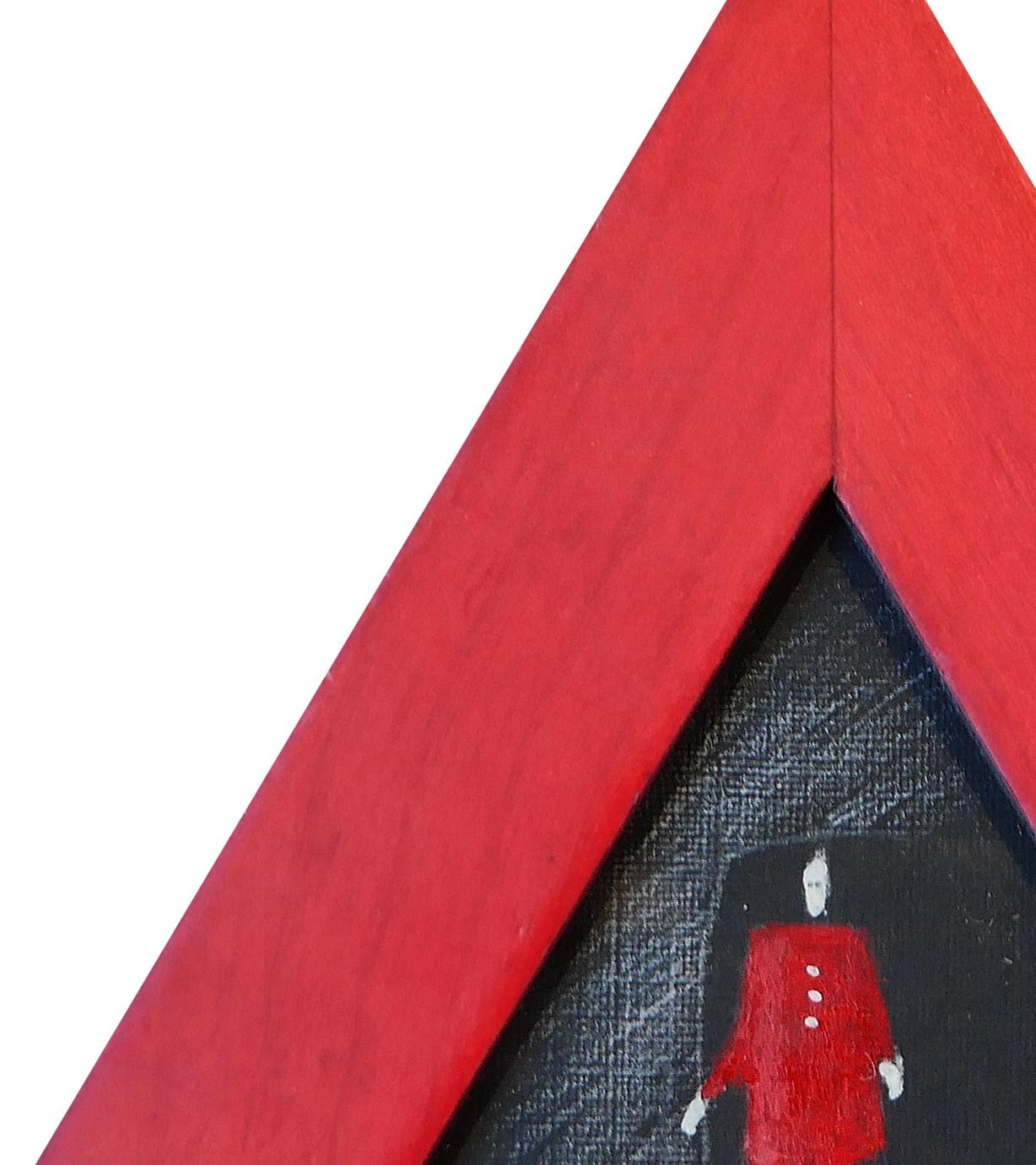 Petite peinture figurative abstraite rouge et noire « Red Dress » dans un cadre triangulaire - Contemporain Painting par Scott Woodard