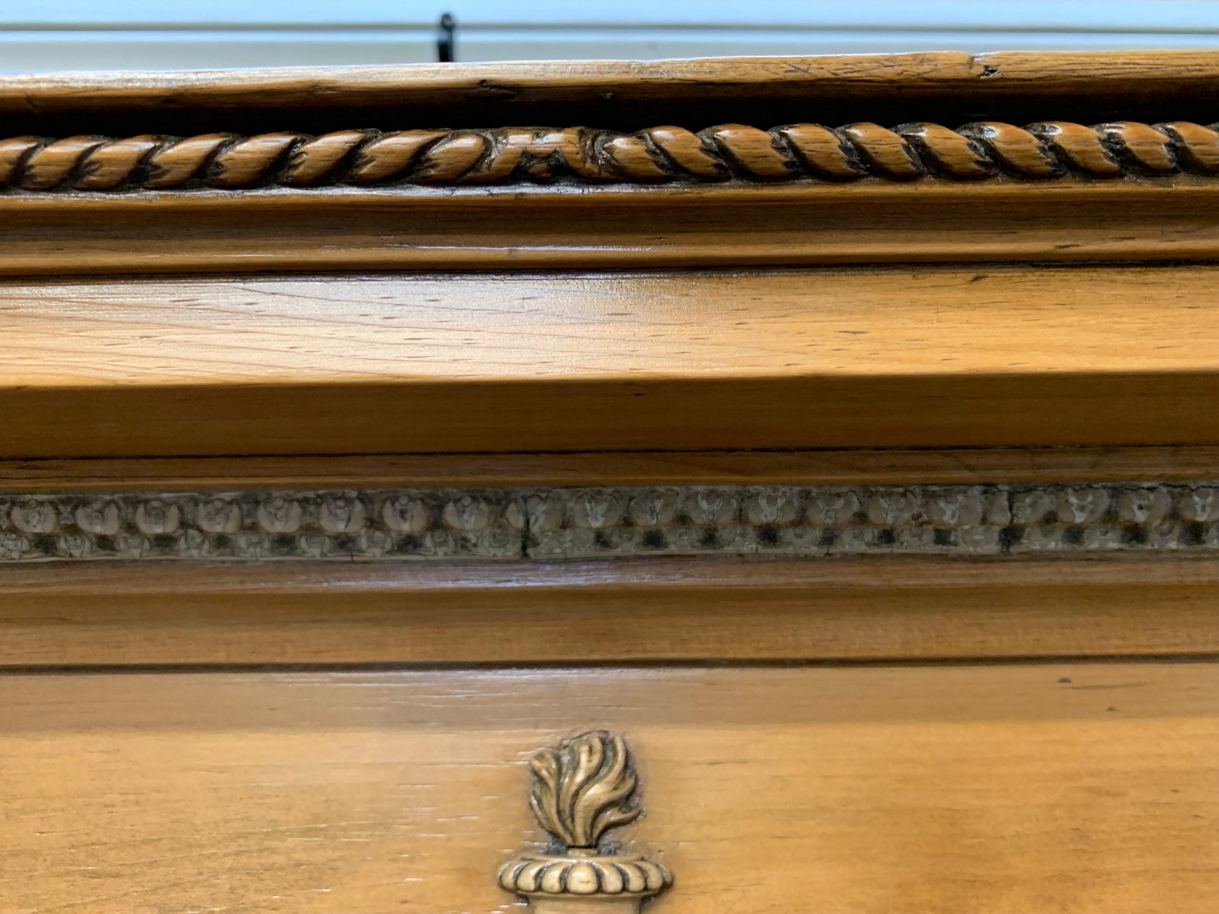 Scottish 19th Century Georgian Carved Pine Fireplace Surround.  For Sale 7