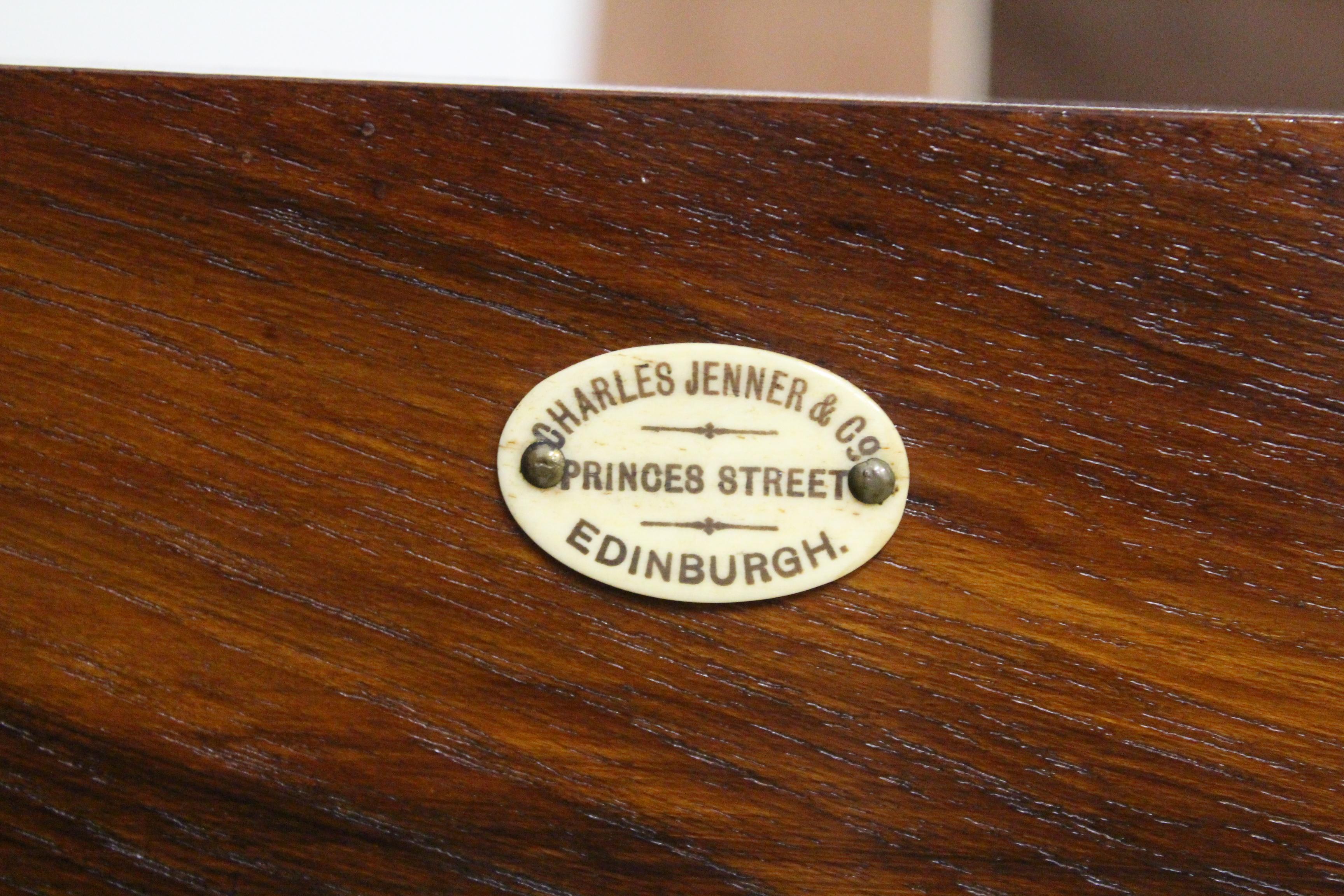 Scottish 19th Century Victorian Burr Walnut Sideboard For Sale 16