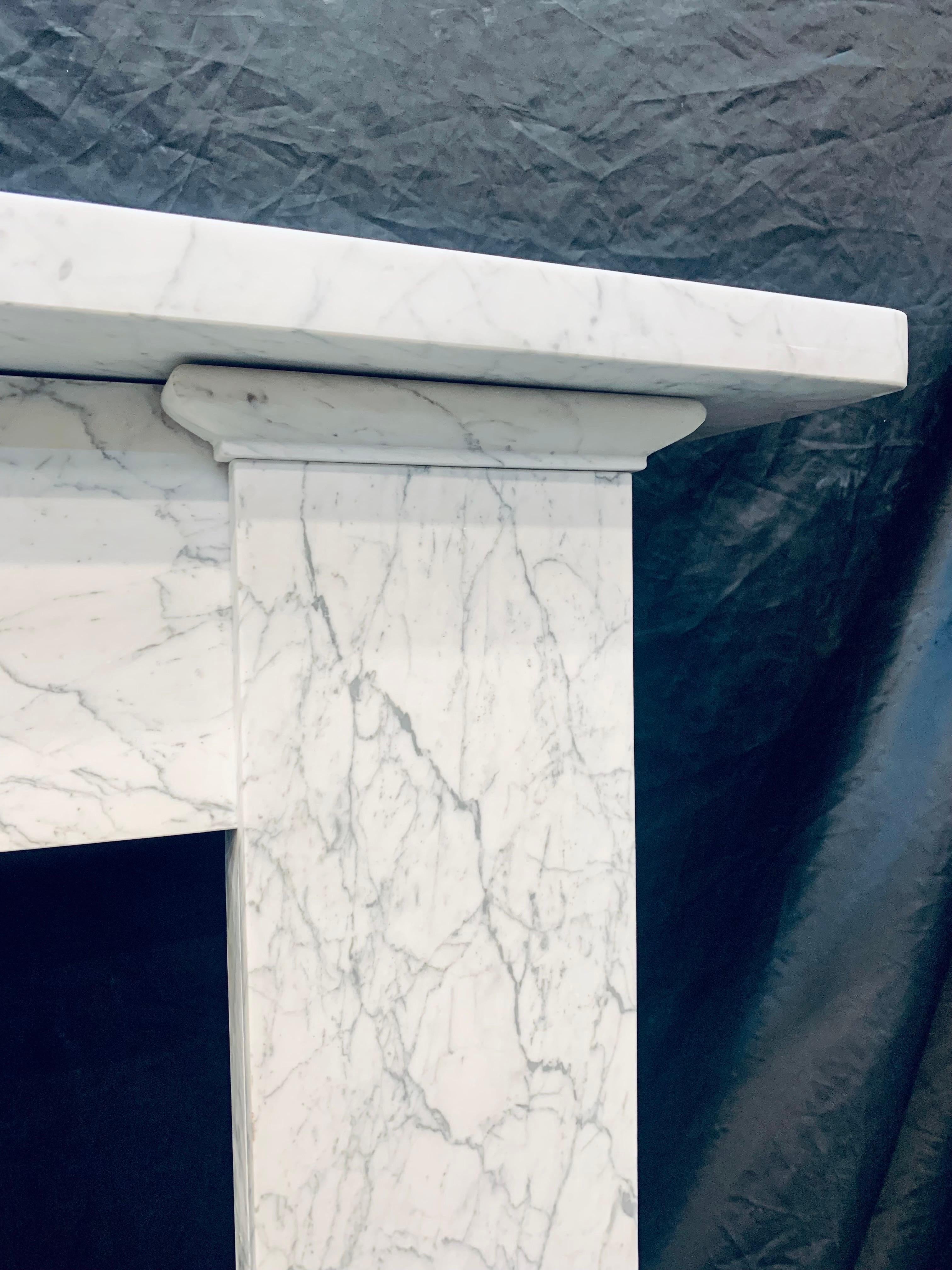 Scottish 19th Century Victorian Carrara Marble Fireplace Surround For Sale 4