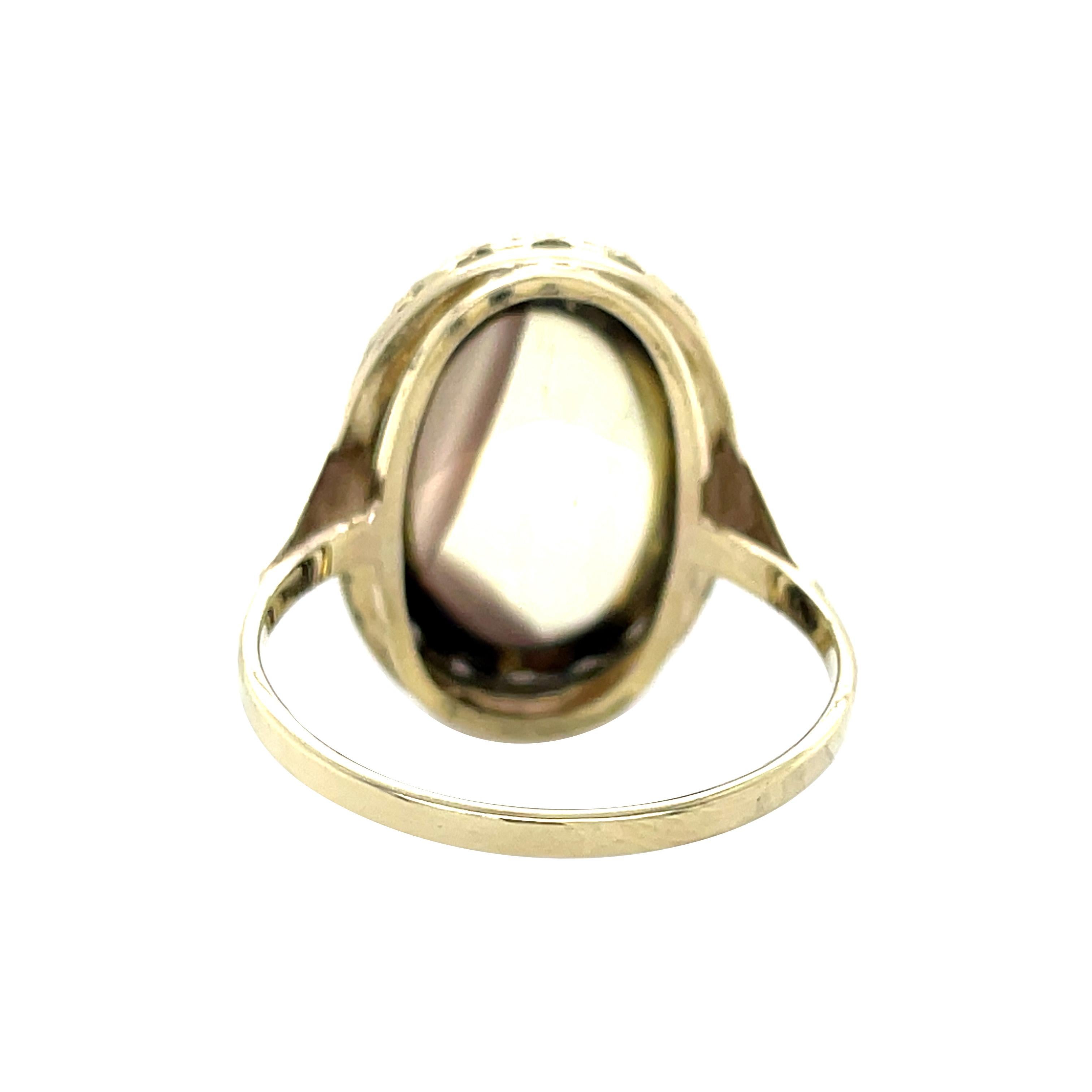 Women's or Men's Scottish Cairngorm Smoky Quartz Cabochon Golden Ring, Custom Gemstone Jewellery For Sale