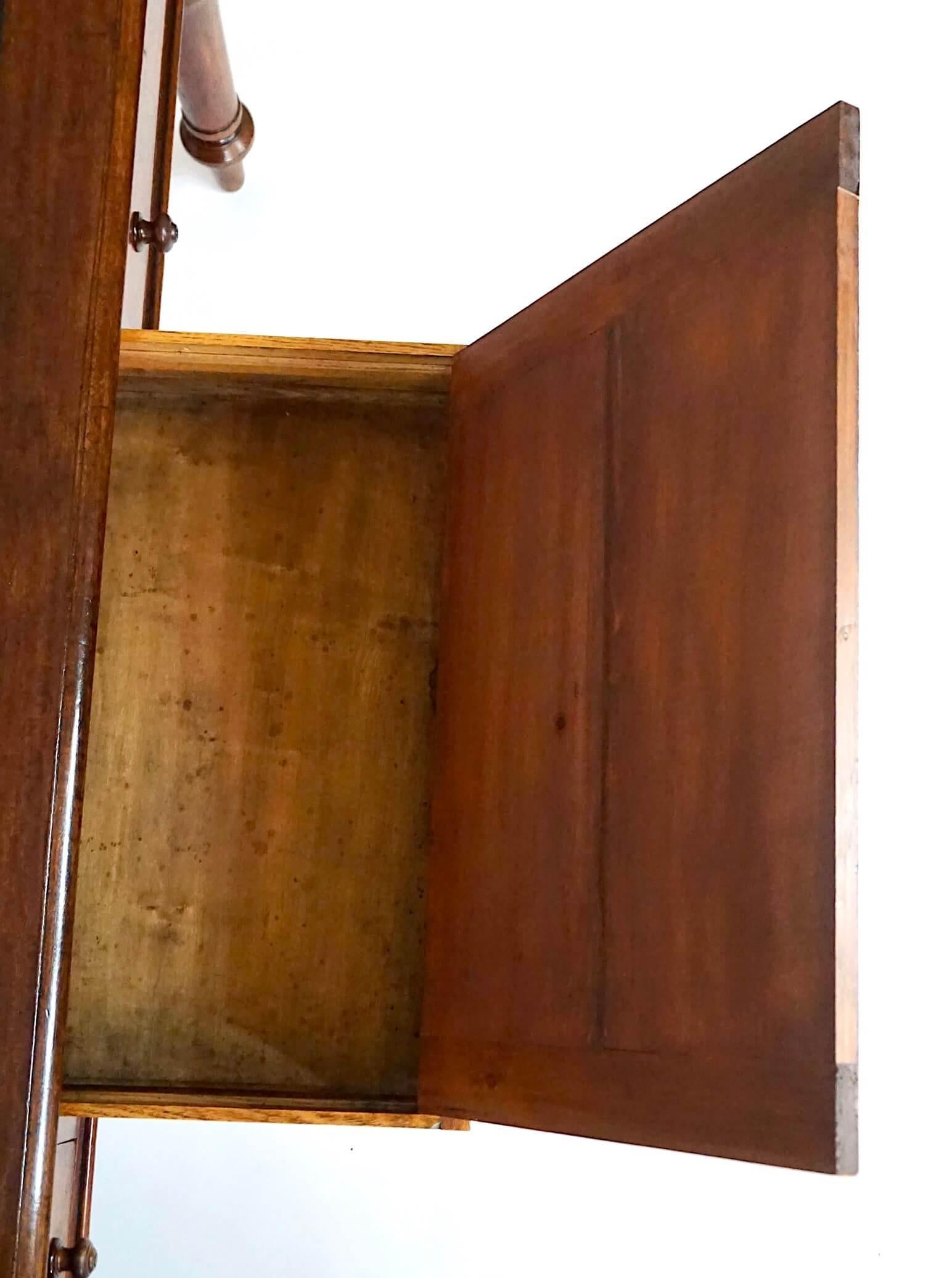 Scottish Double-Sided Mahogany Library Table of Large Scale, circa 1875 For Sale 5
