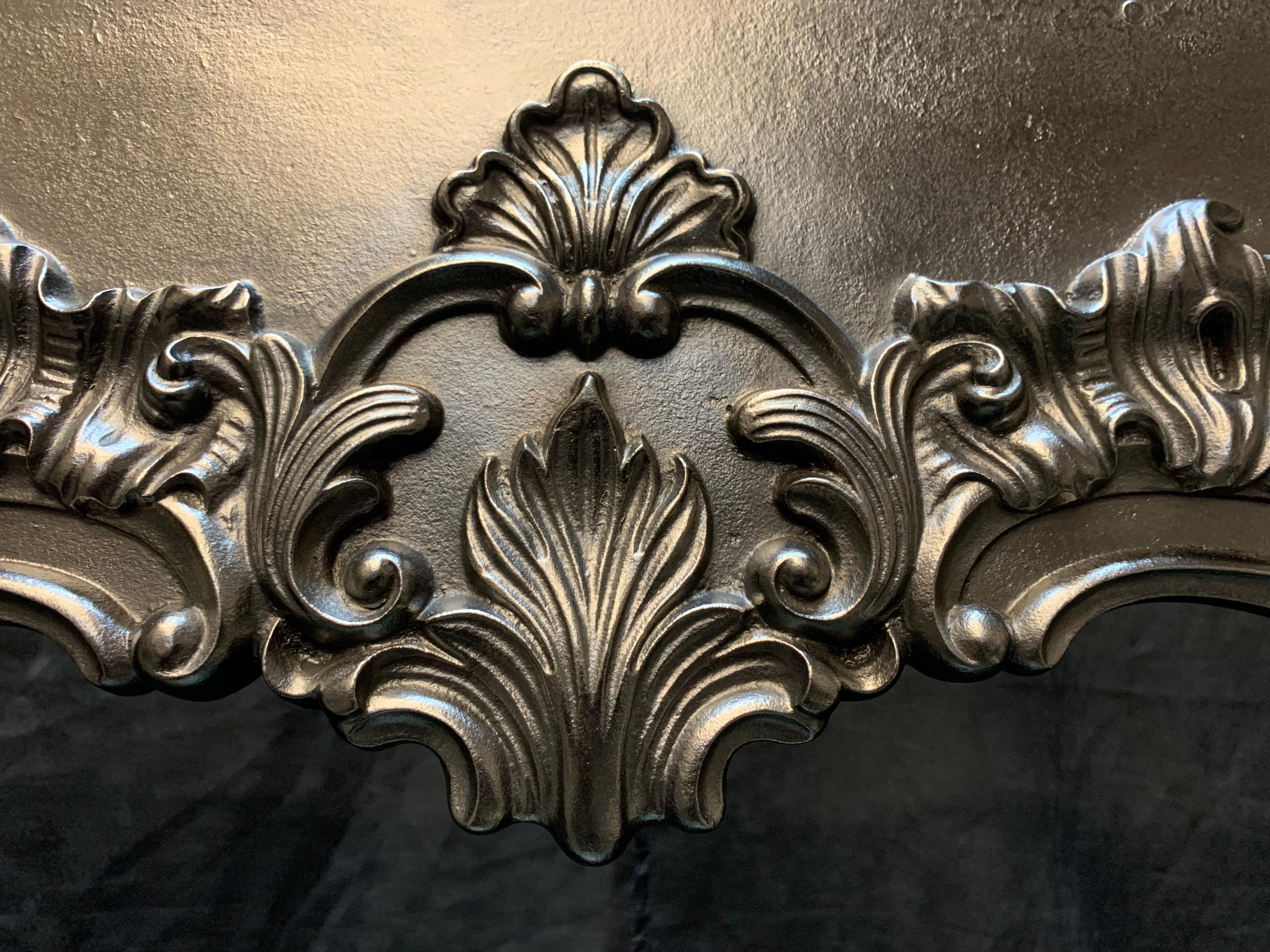 Scottish Georgian Cast Iron Fireplace Insert in the British Rococo Manner For Sale 7