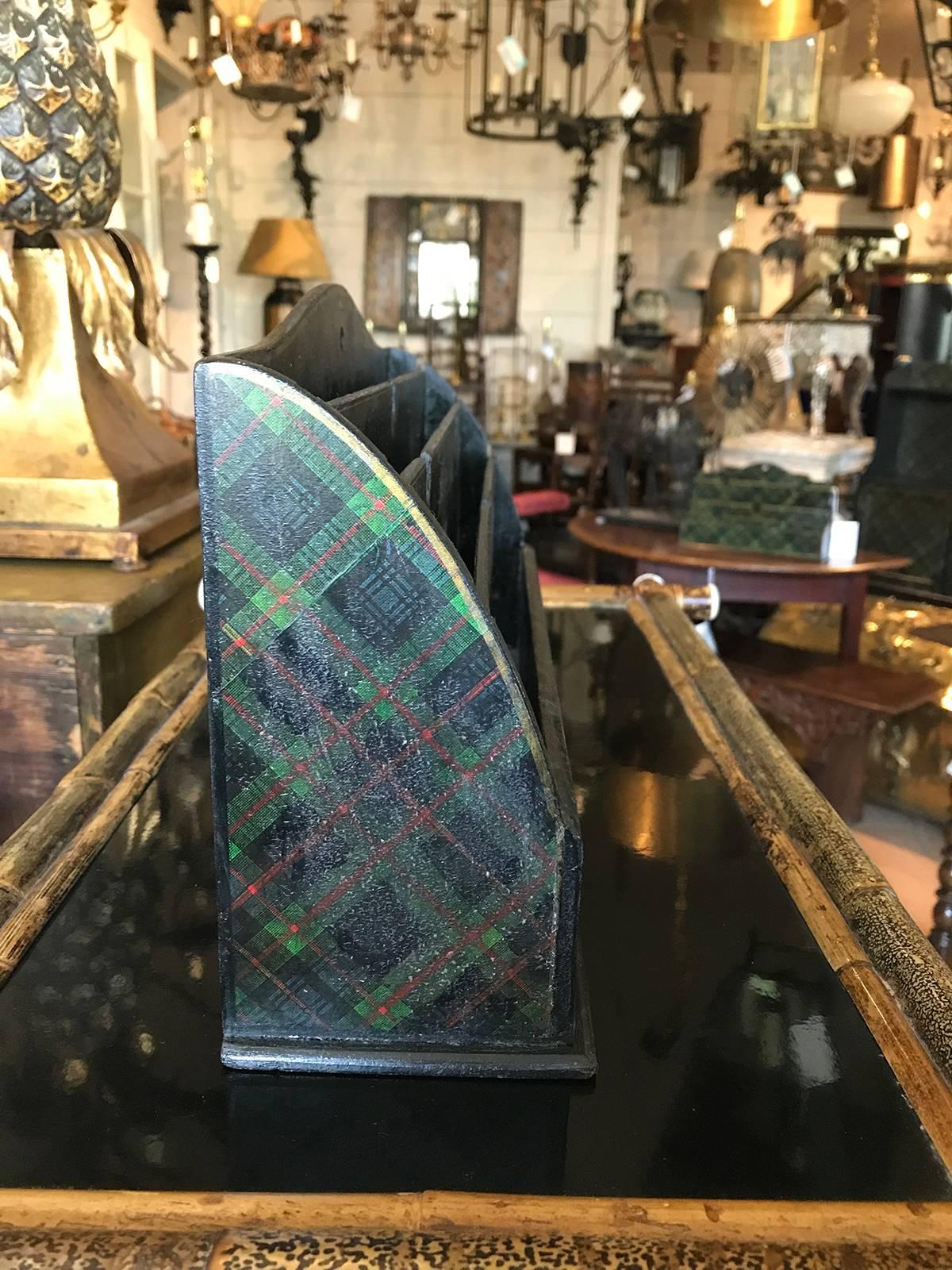 Scottish Green Tartan Letter Holder Shelf, circa 1860-1880 In Good Condition In Atlanta, GA