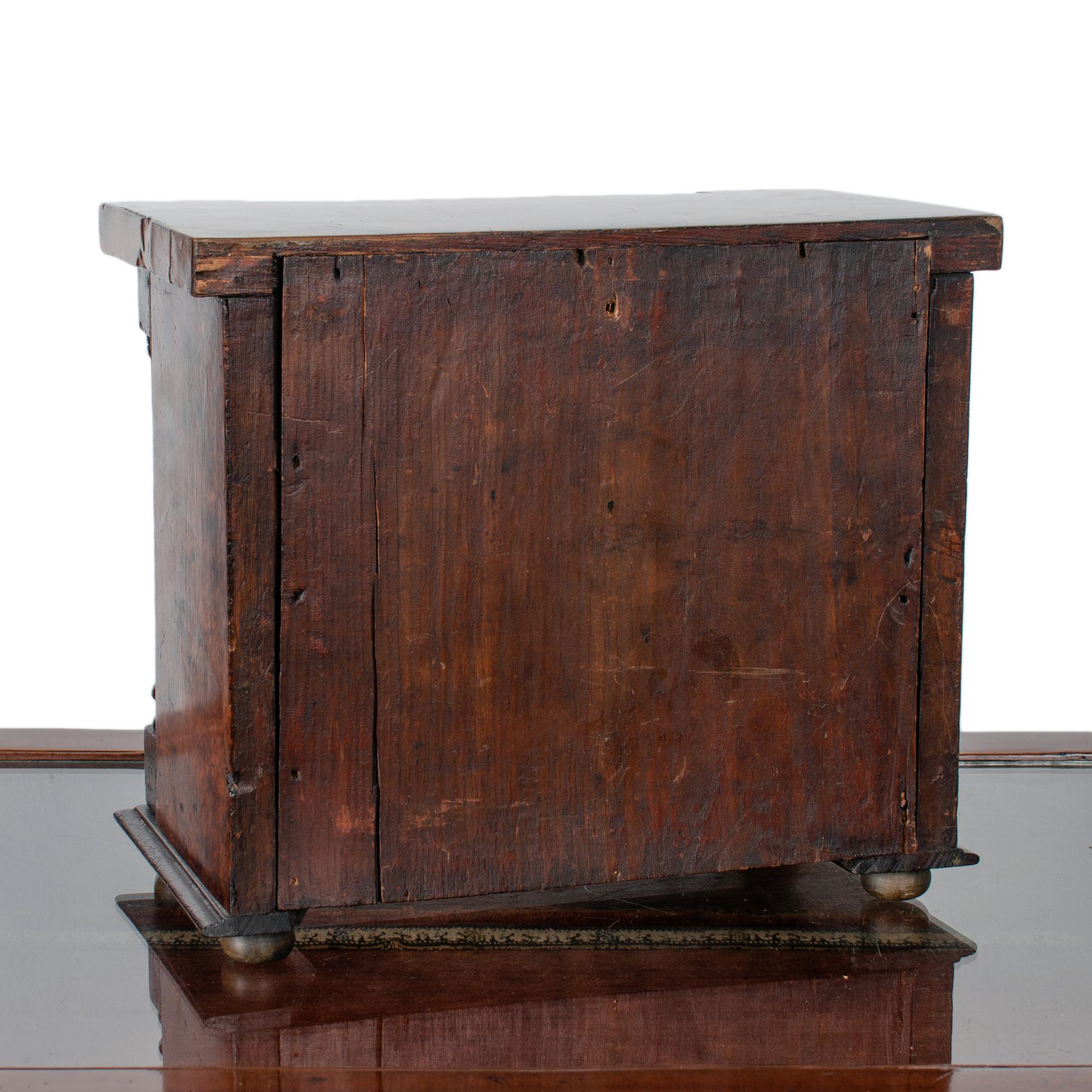 Scottish Miniature Burl Wood Chest of Drawers, 1863 For Sale 8