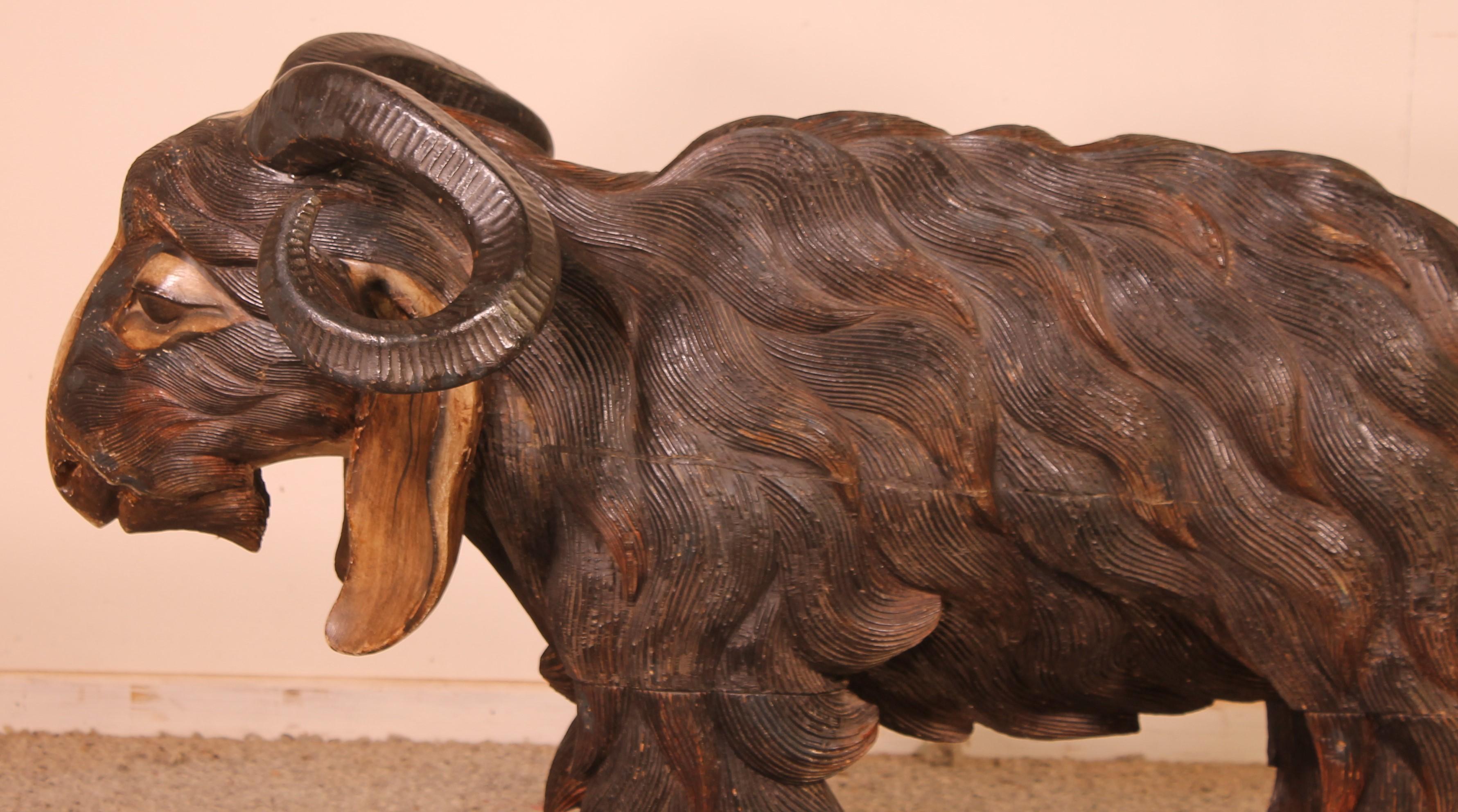 Hardwood Scottish Ram in Polychrome Wood, 19th Century For Sale