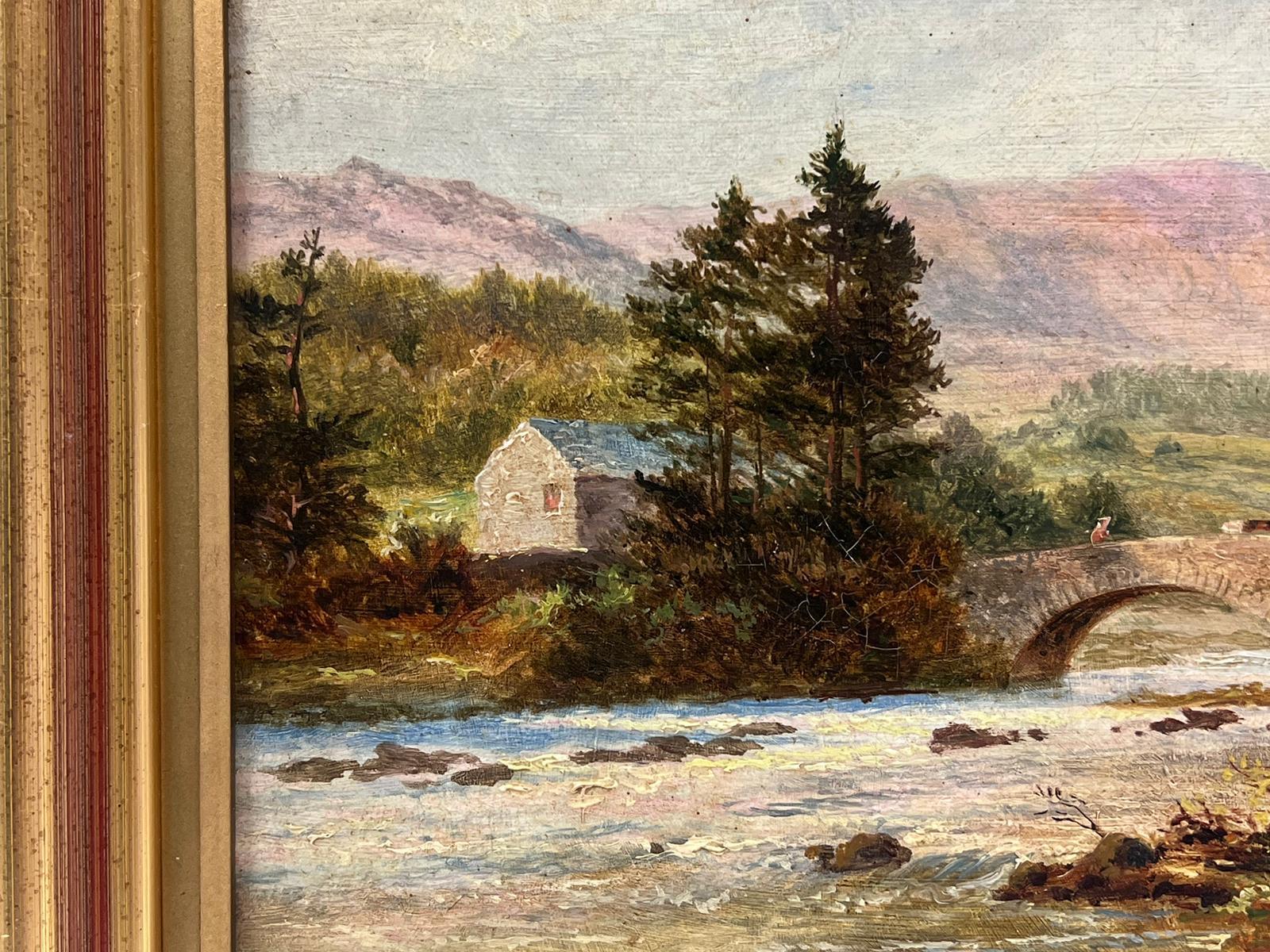 Ancienne peinture à l'huile écossaise signée, Bouteille au-dessus du pont de la rivière Highland - Marron Landscape Painting par Scottish School