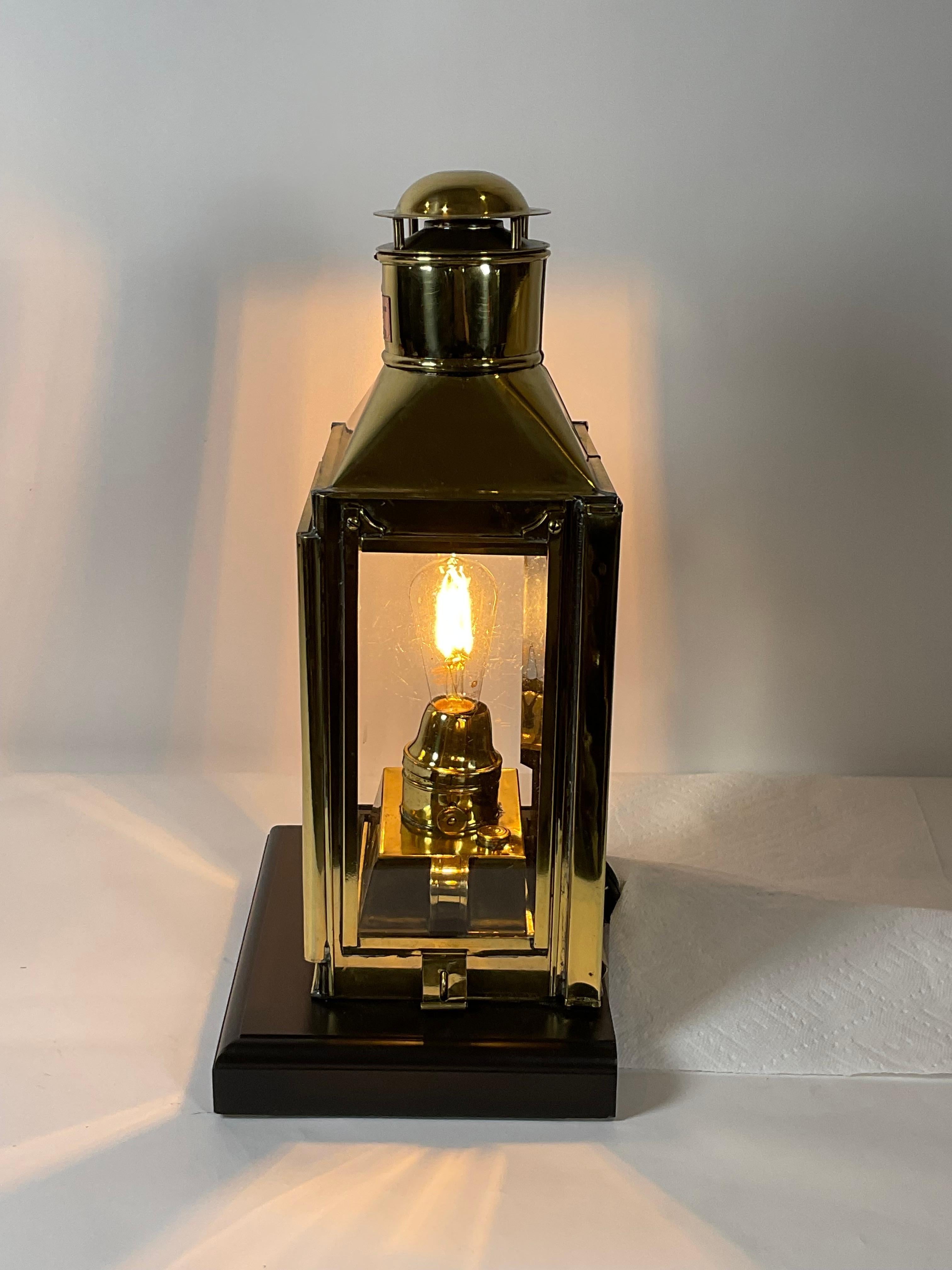Scottish Ship’s Lantern by Emory Douglas In Good Condition For Sale In Norwell, MA