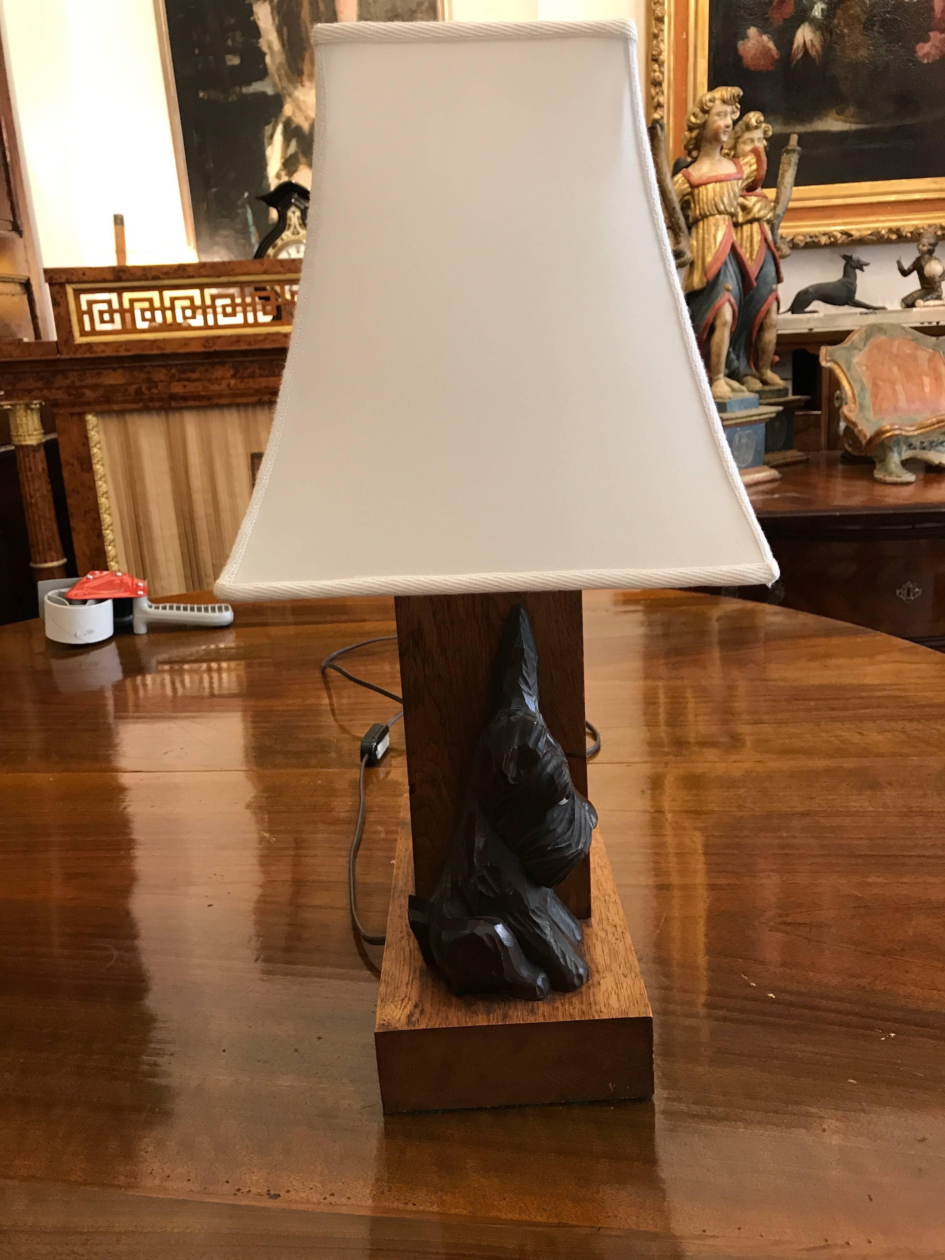 Scottish Terrier Dog Figures Oak  Rectangular Table Lamp from France In Good Condition In Milan, IT