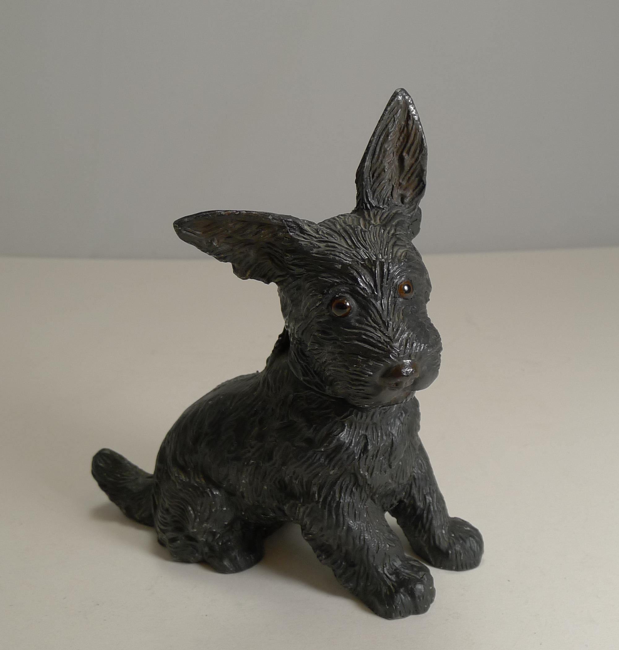 Early 20th Century Scottish Terrier Puppy Novelty Inkwell, circa 1920 - Dog