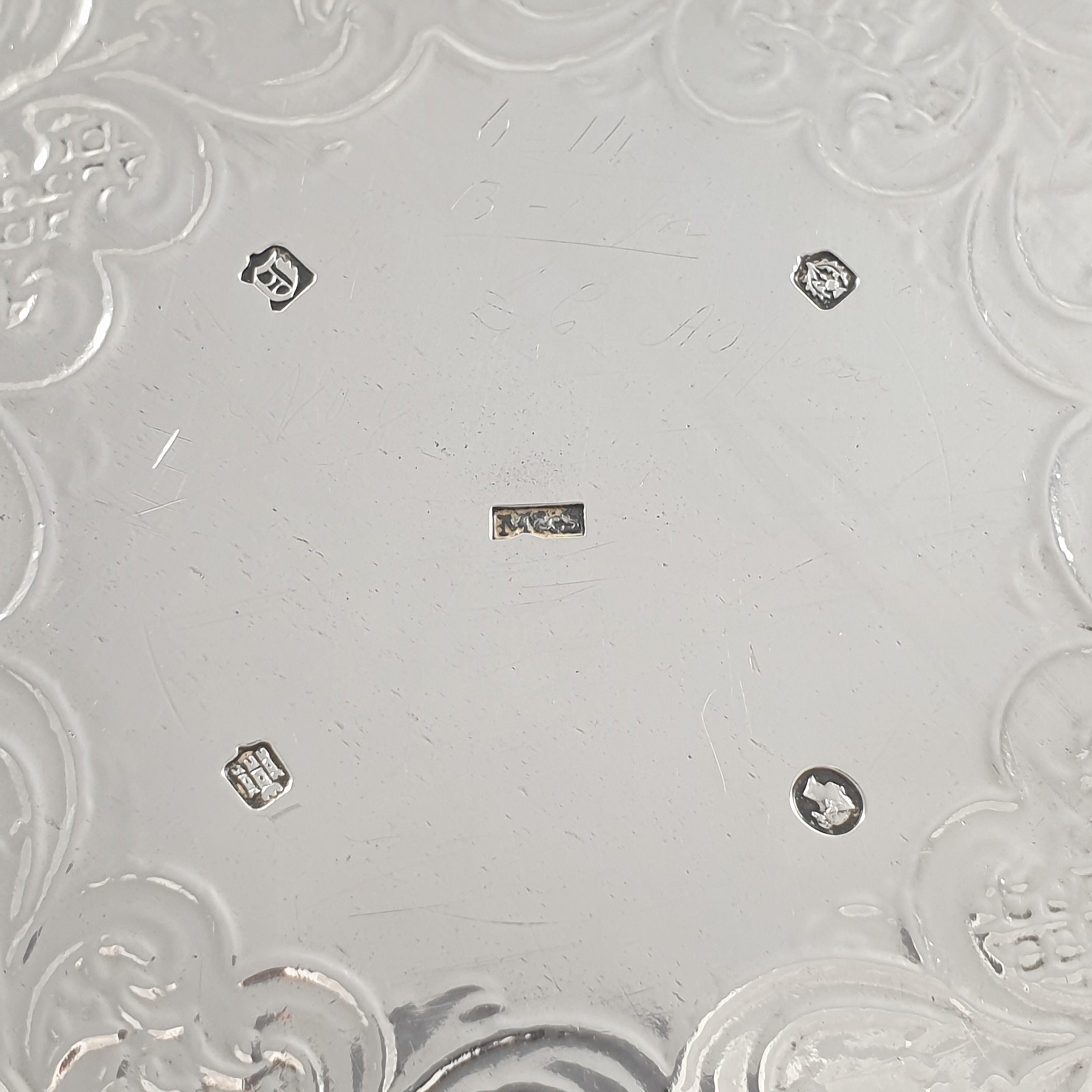 Scottish Victorian Sterling Silver Salver, Marshall & Sons For Sale 4