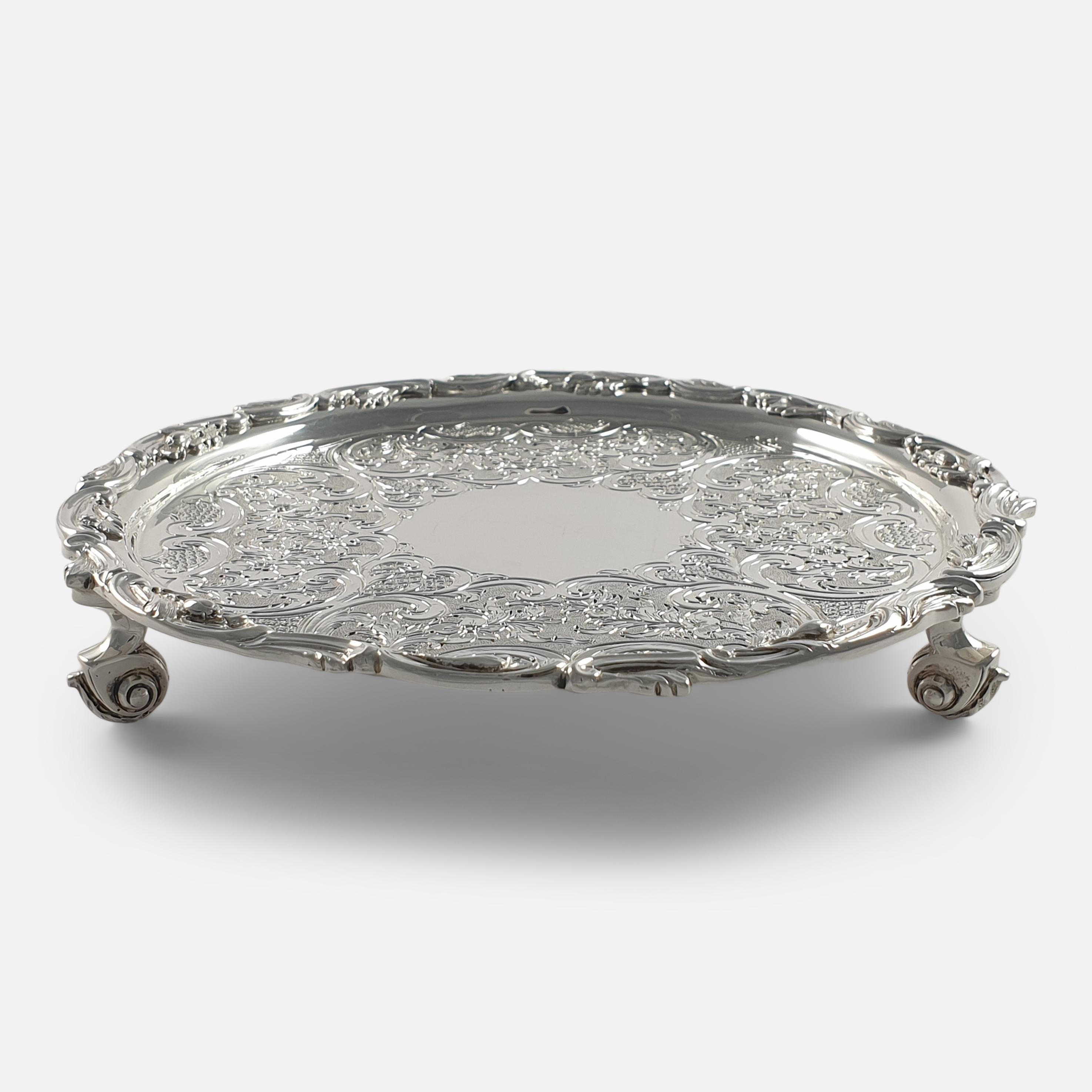 Scottish Victorian Sterling Silver Salver, Marshall & Sons In Good Condition For Sale In Glasgow, GB