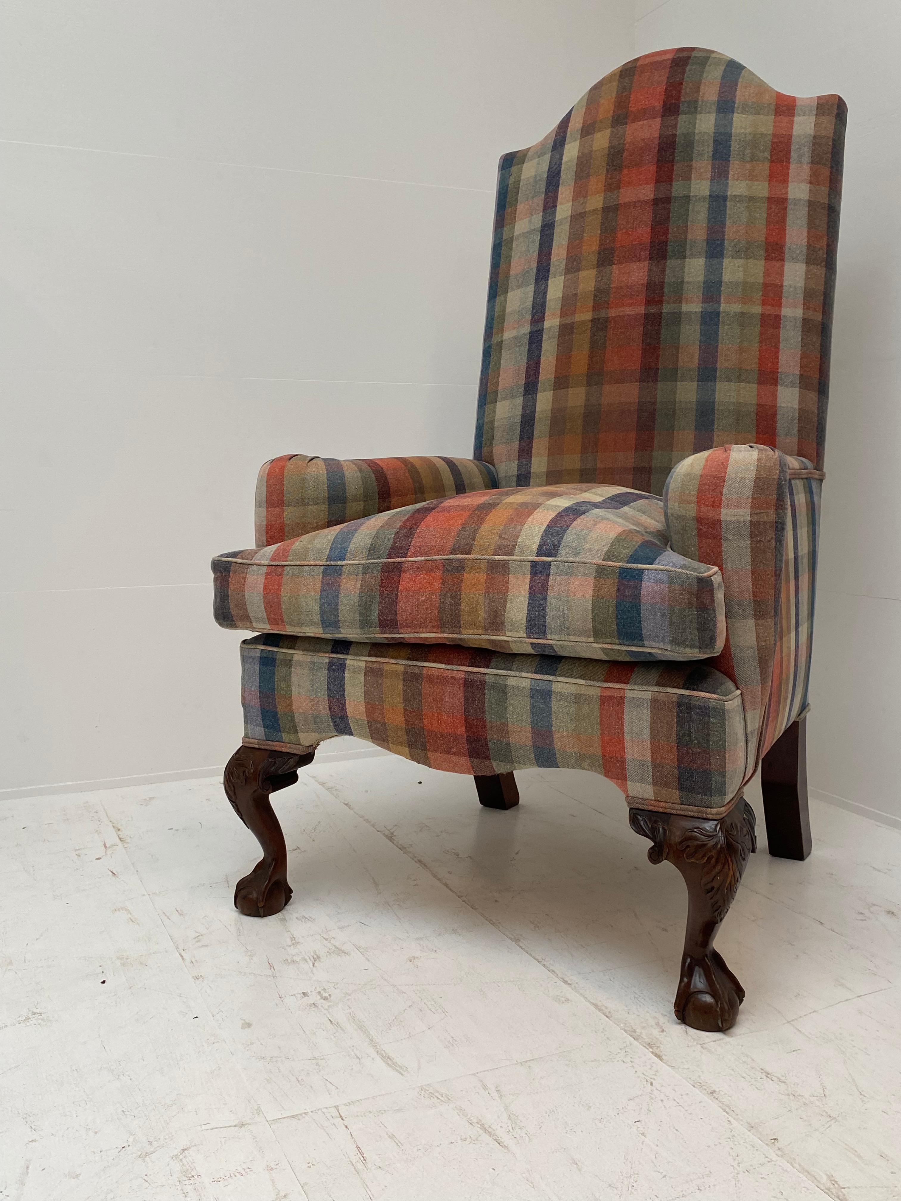  Antique Scottish Wing Chair with Claw-Feet and Tartan Fabric 1