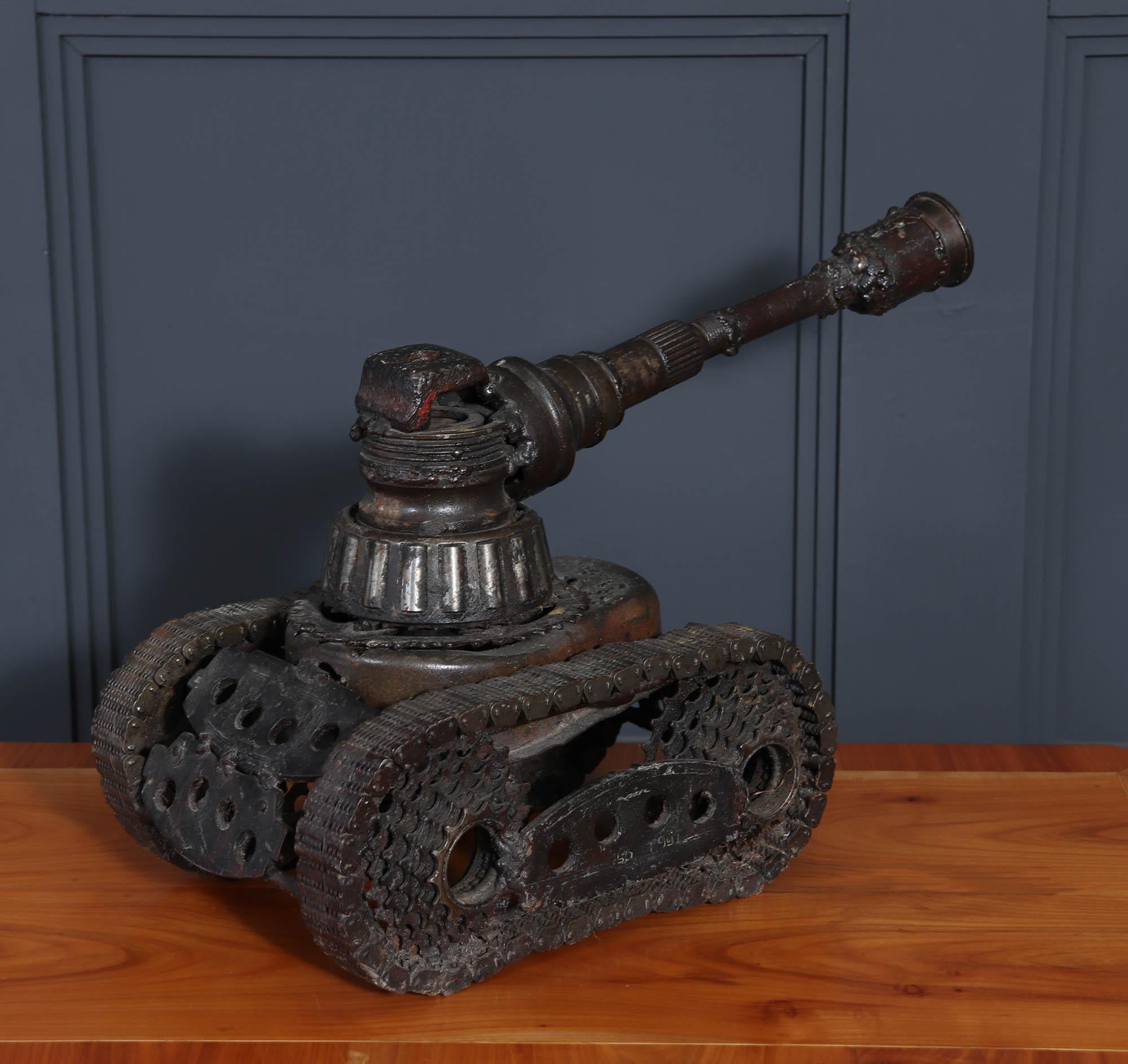 Rottami di Metal Art di un carro armato c1970 in vendita 3