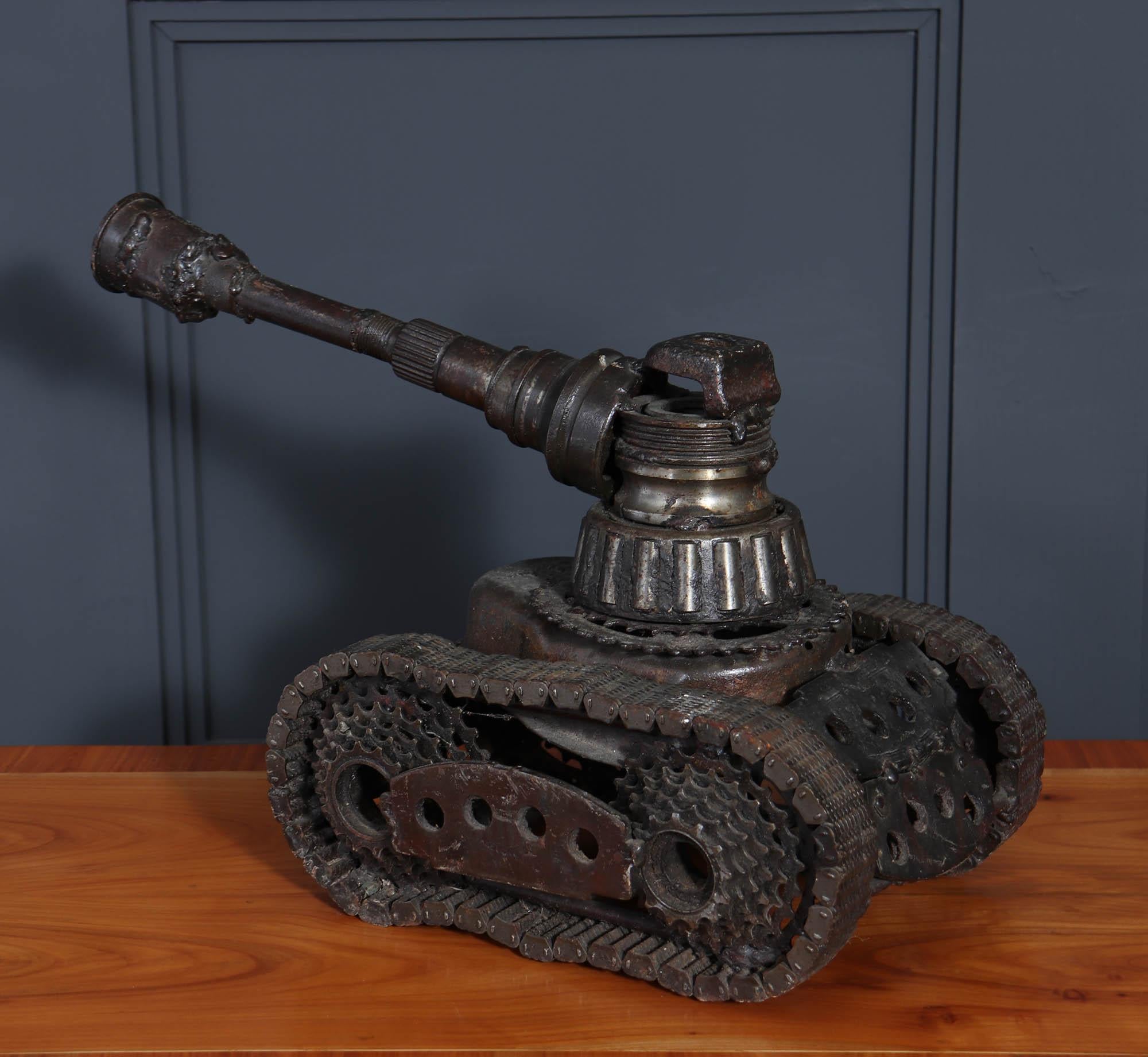 Rottami di Metal Art di un carro armato c1970 in vendita 4
