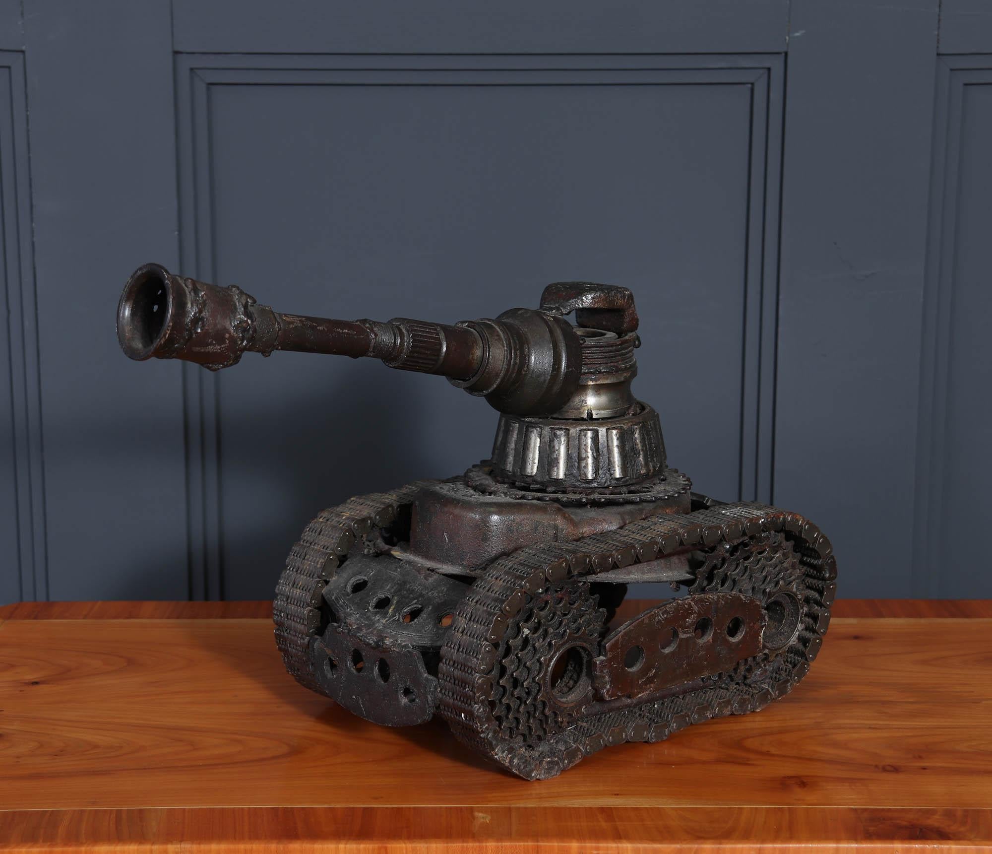Rottami di Metal Art di un carro armato c1970 in vendita 6