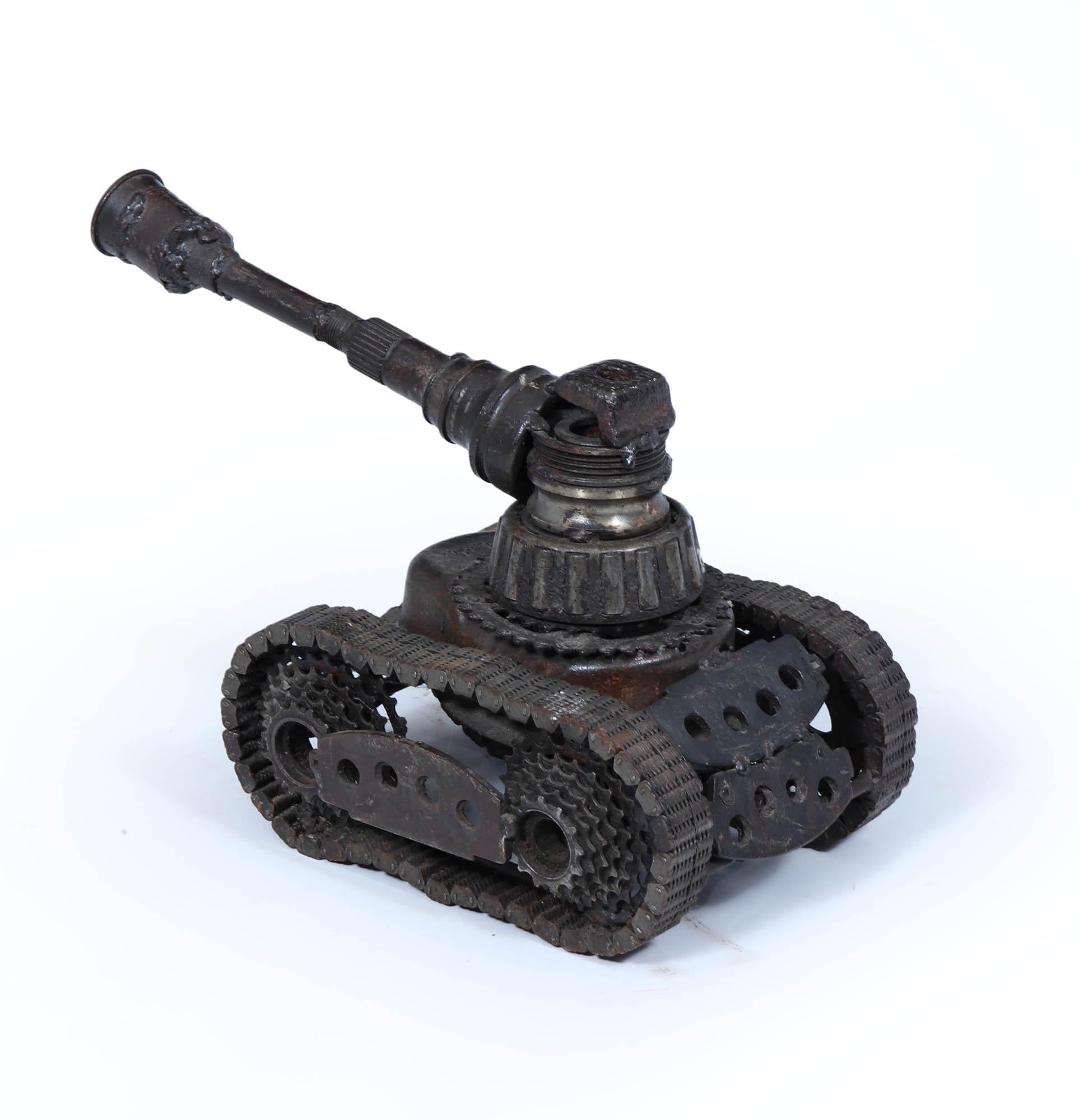 Francese Rottami di Metal Art di un carro armato c1970 in vendita