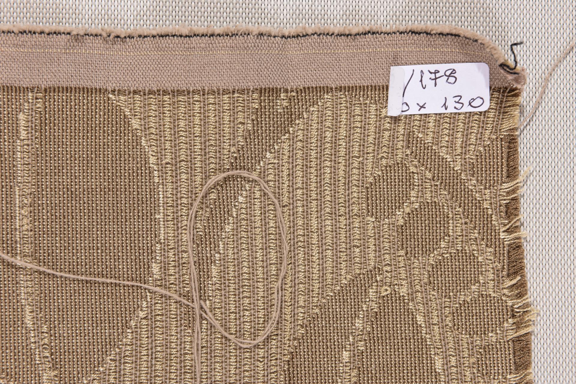 Recorte de tela de gremio de diseñadores Estilo internacional en venta