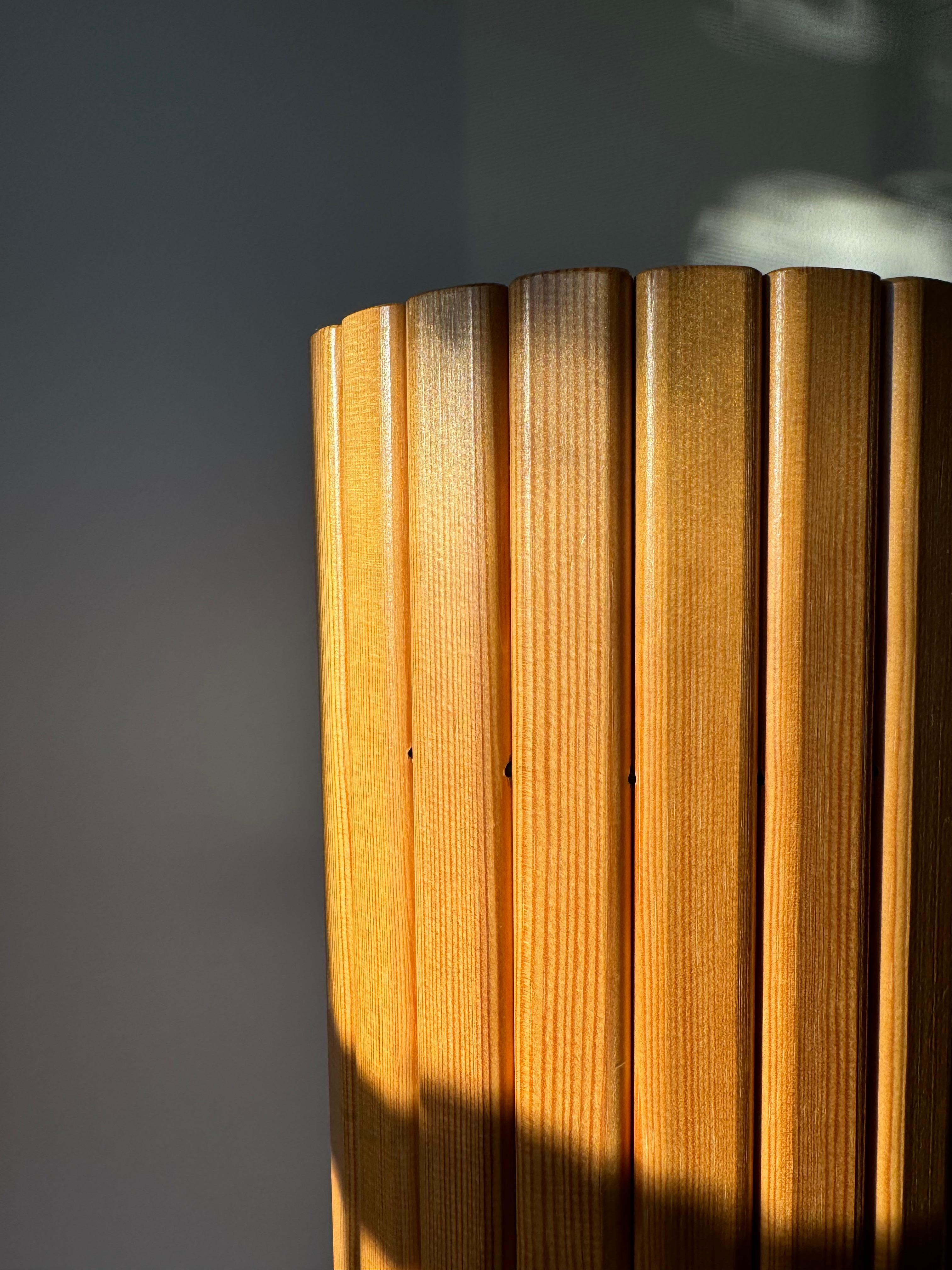 Screen 100 by Alvar Aalto for Artek 10