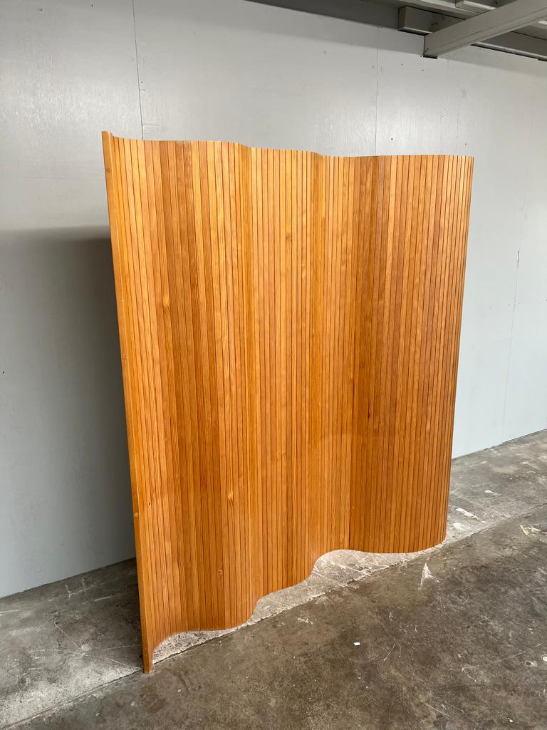 Screen 100 Vintage 1960 Pinewood Tambour Room Divider by Alvar Aalto For Sale 1