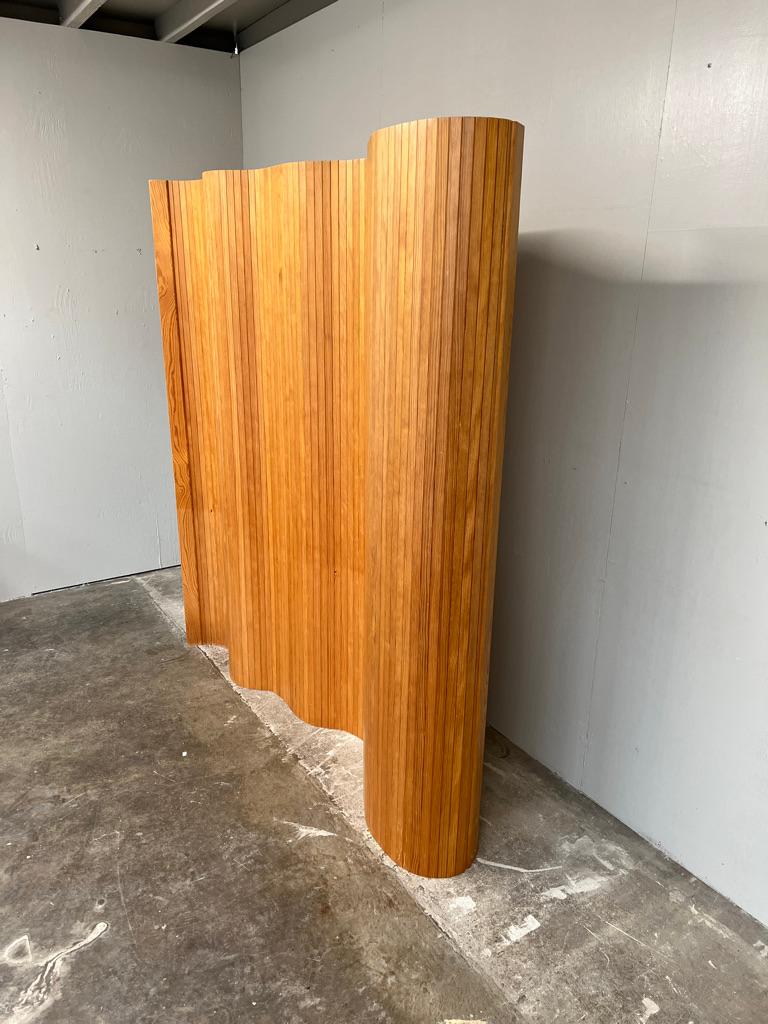 Screen 100 Vintage 1960 Pinewood Tambour Room Divider by Alvar Aalto For Sale 3