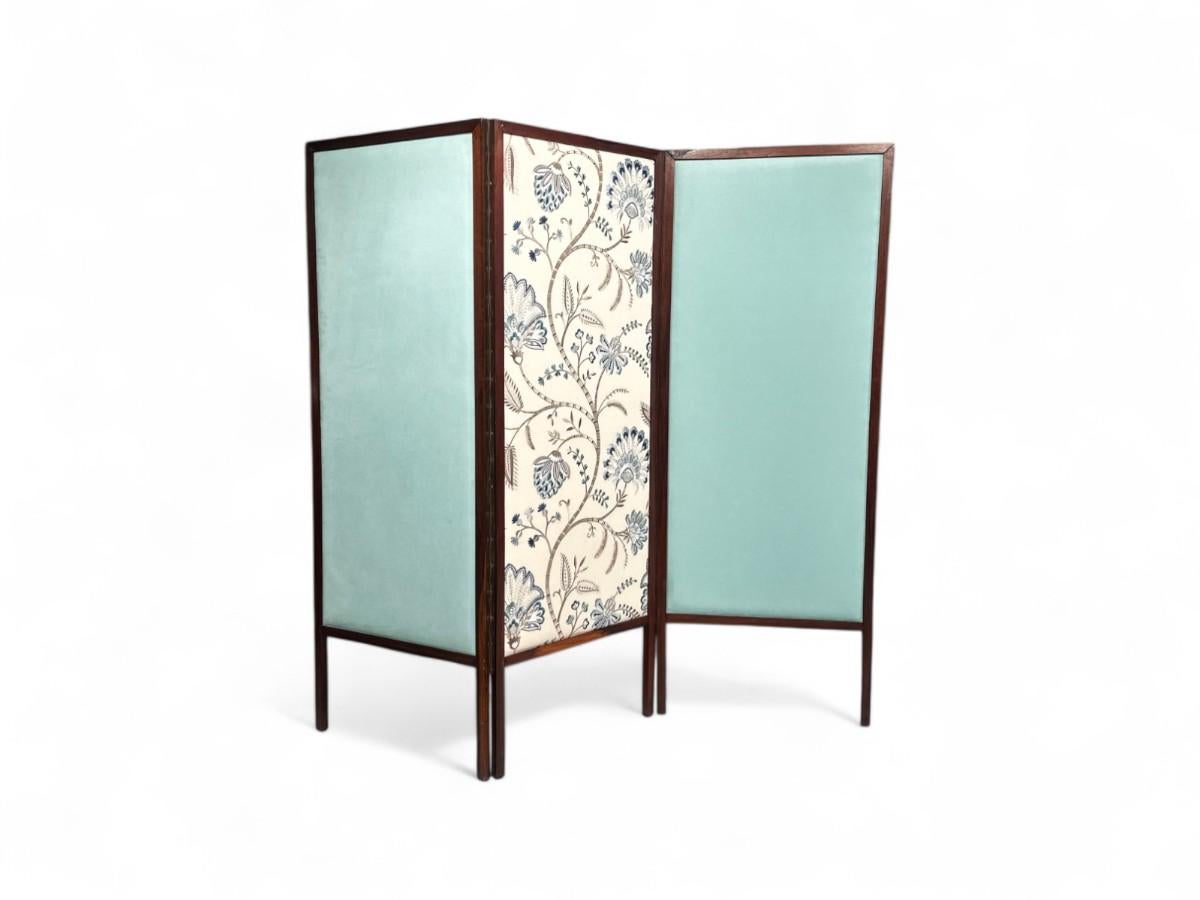 Screen in Rosewood & Two Fabrics, Sergio Rodrigues, 1960s - Lot 191A For Sale 4