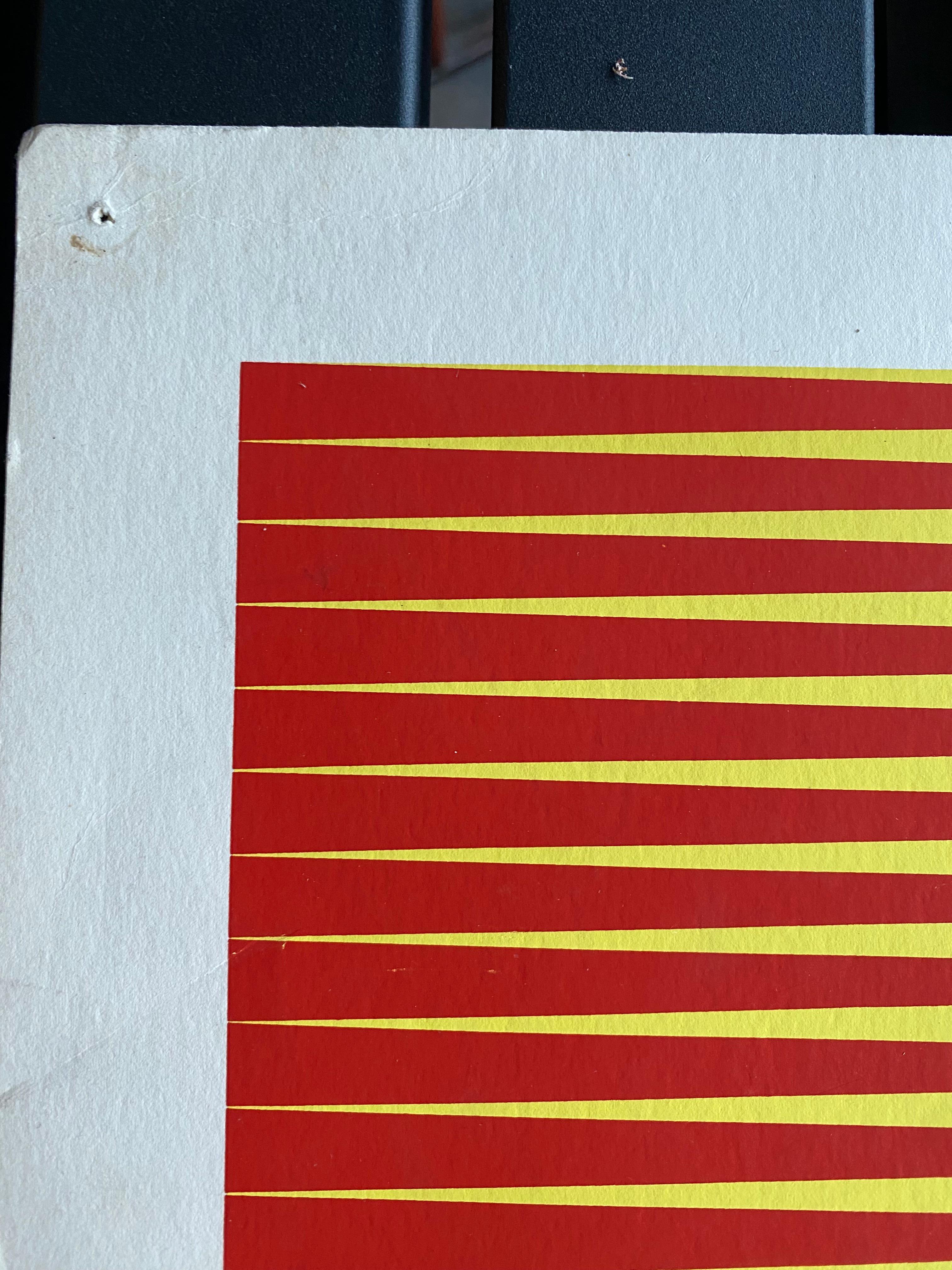 Screen print by the Italian Op-Art artist Getulio Alviani, yellow- red For Sale 2