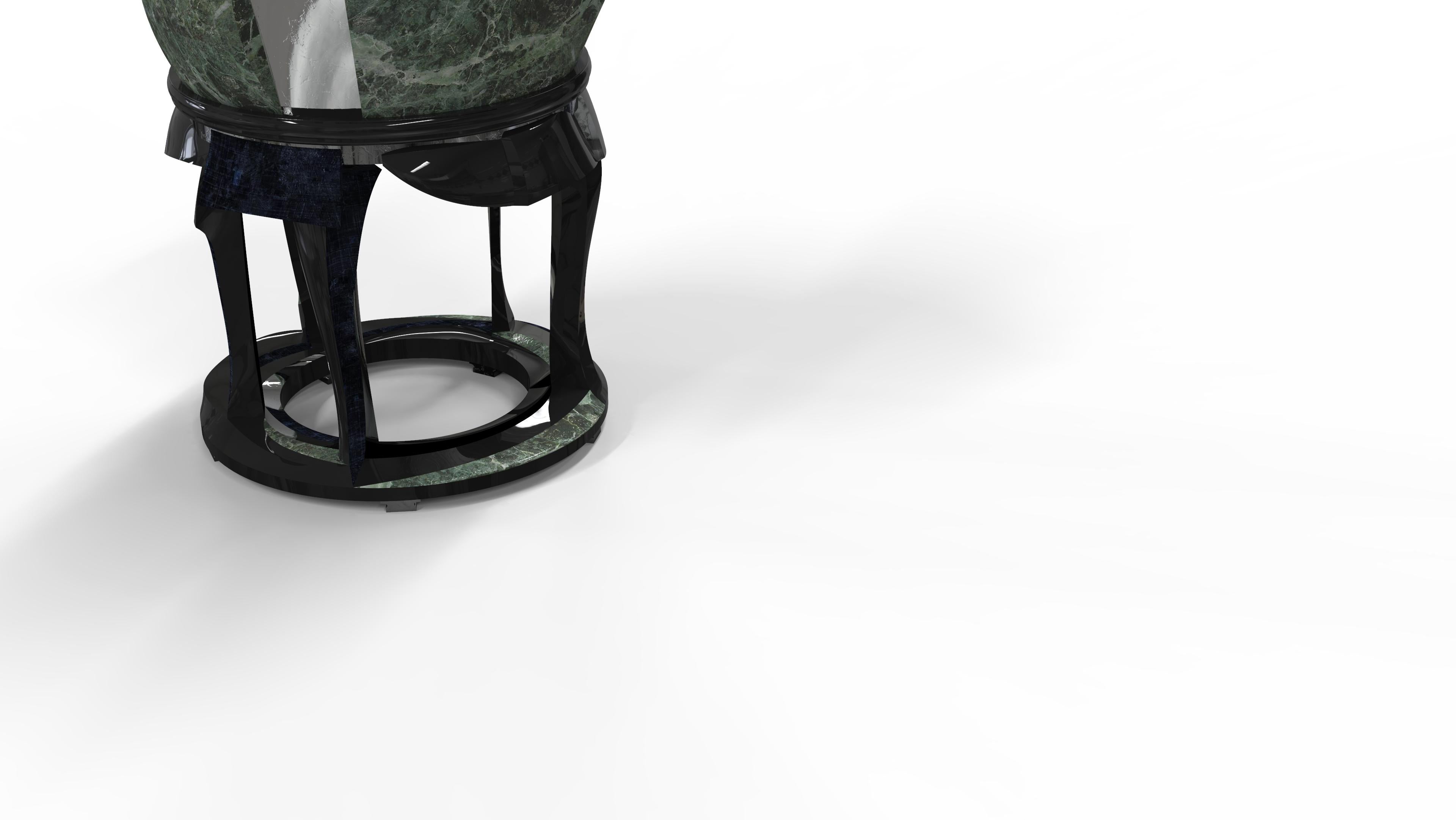 Altro Sgabello in ottone, conchiglia, nichel argento, giada verde e lacca di Artempo in vendita