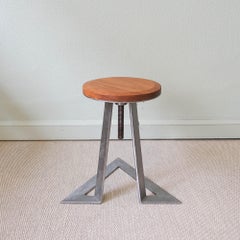 Screwable Stool "Triângulo" by Miguel Saboya, 2019