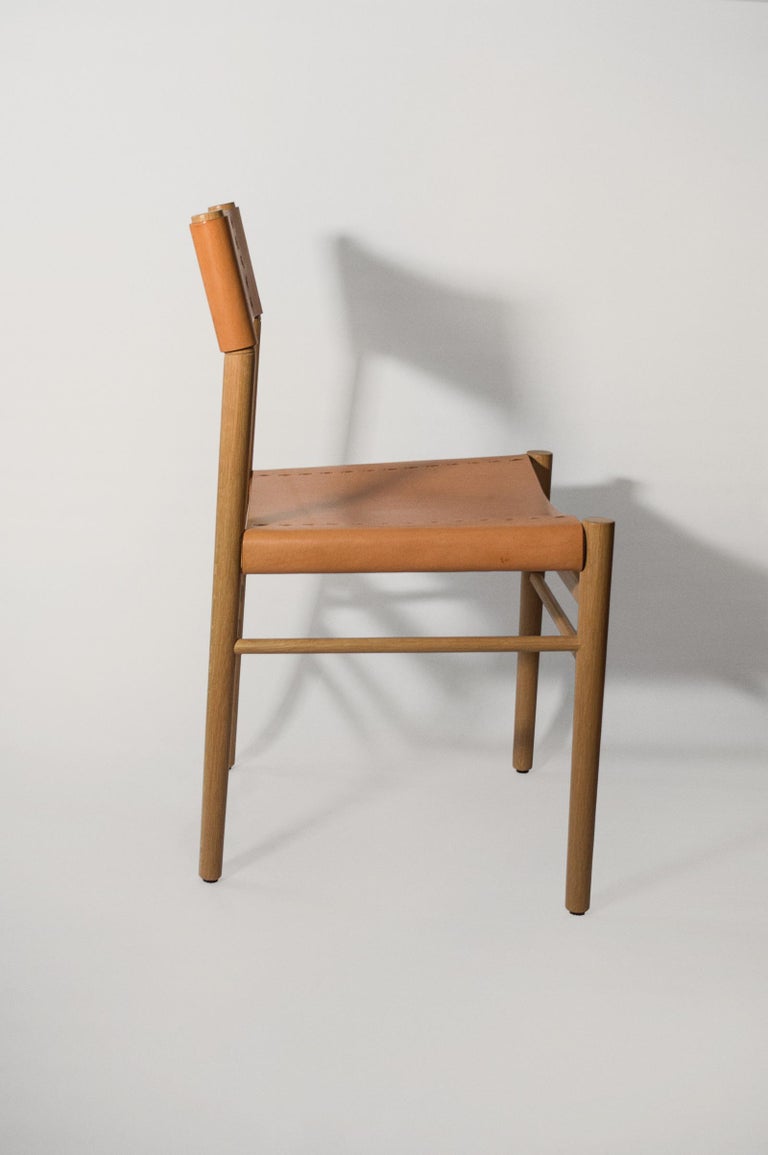 Mexican Scriba Contemporary Oak and Leather Dining Chair For Sale