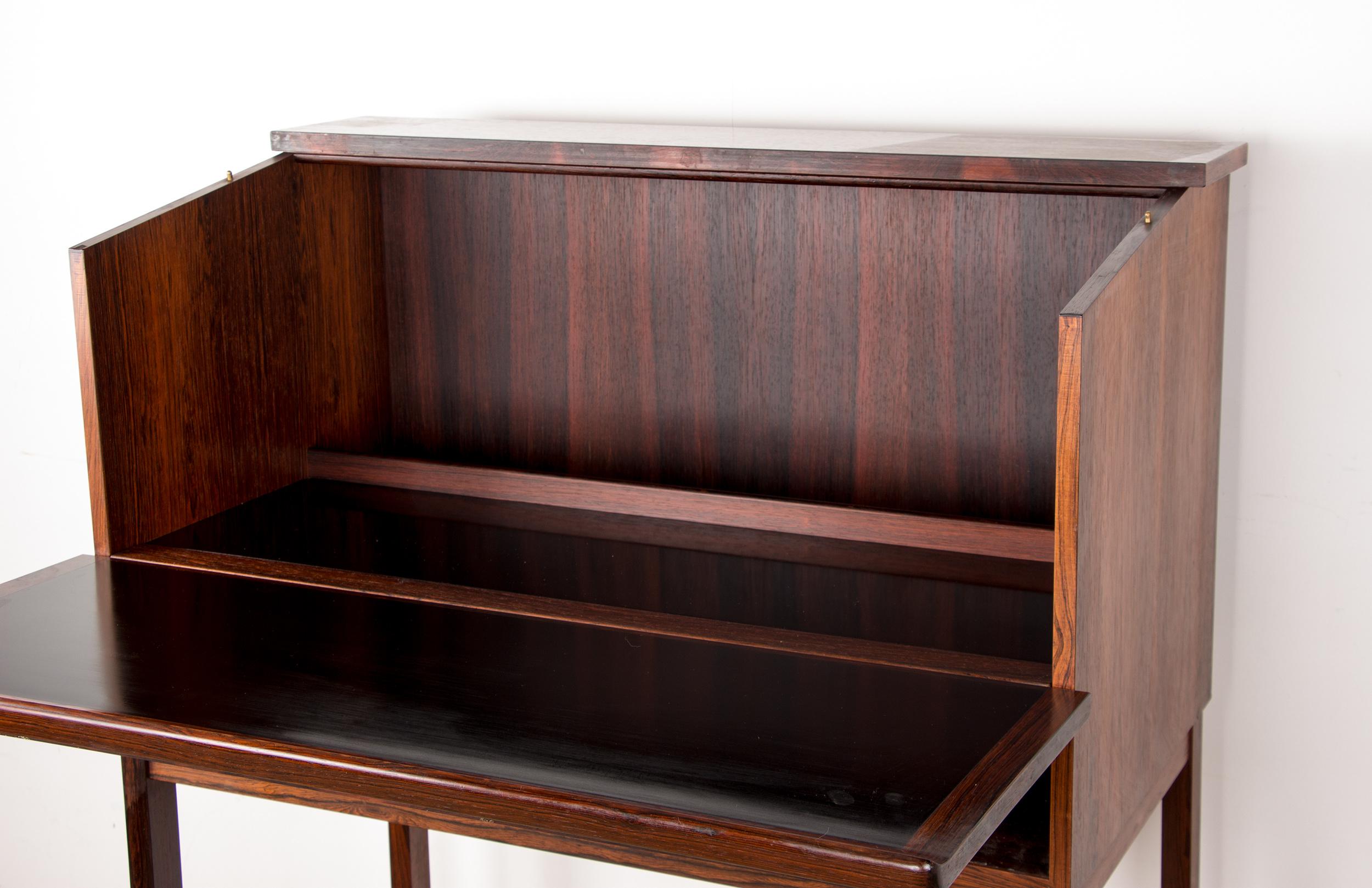 Bar e segretaria Scriban in palissandro e formica di Hans Olsen per C.S. Mobler 1 in vendita 4
