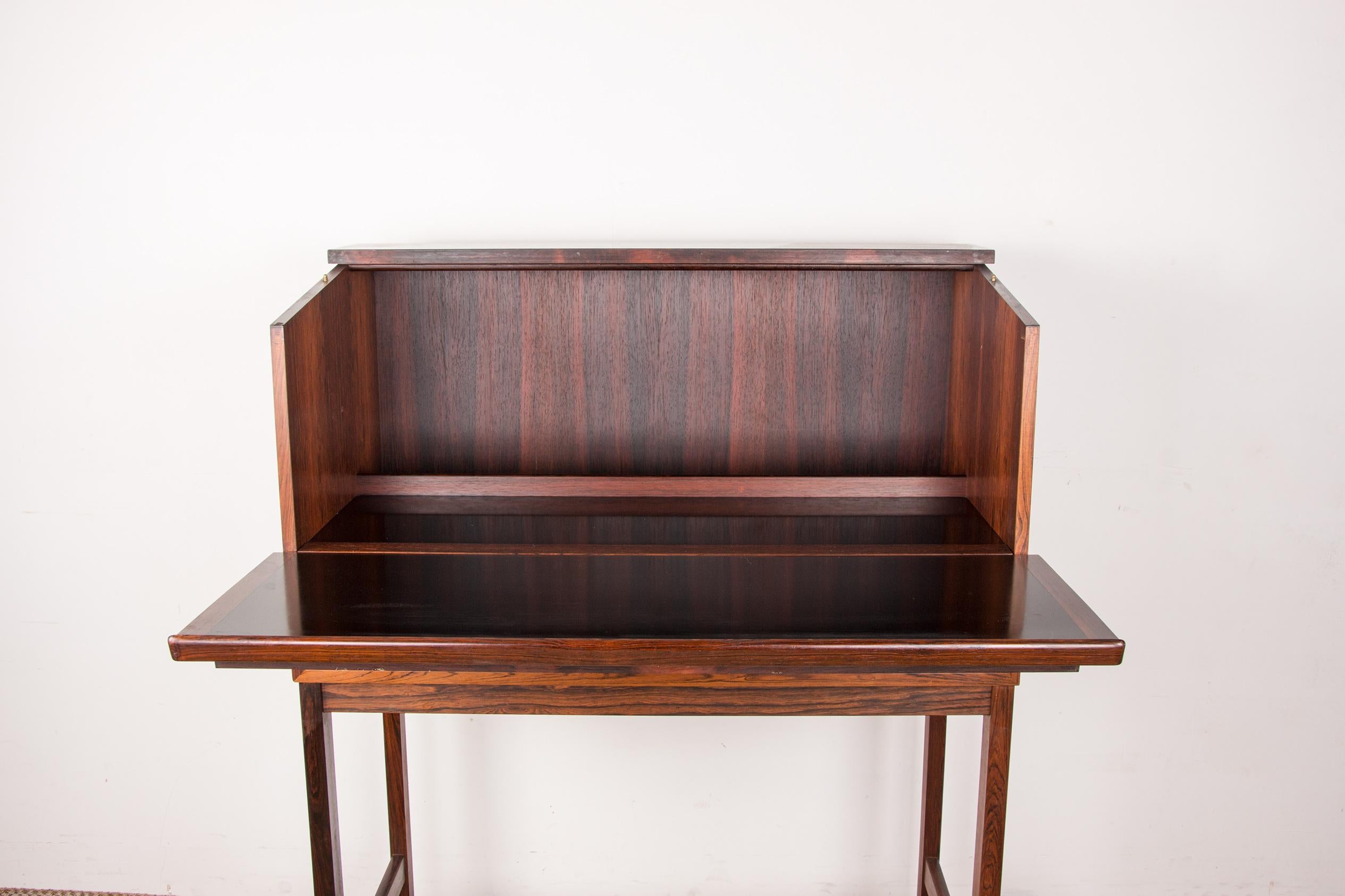 Scandinavo moderno Bar e segretaria Scriban in palissandro e formica di Hans Olsen per C.S. Mobler 1 in vendita