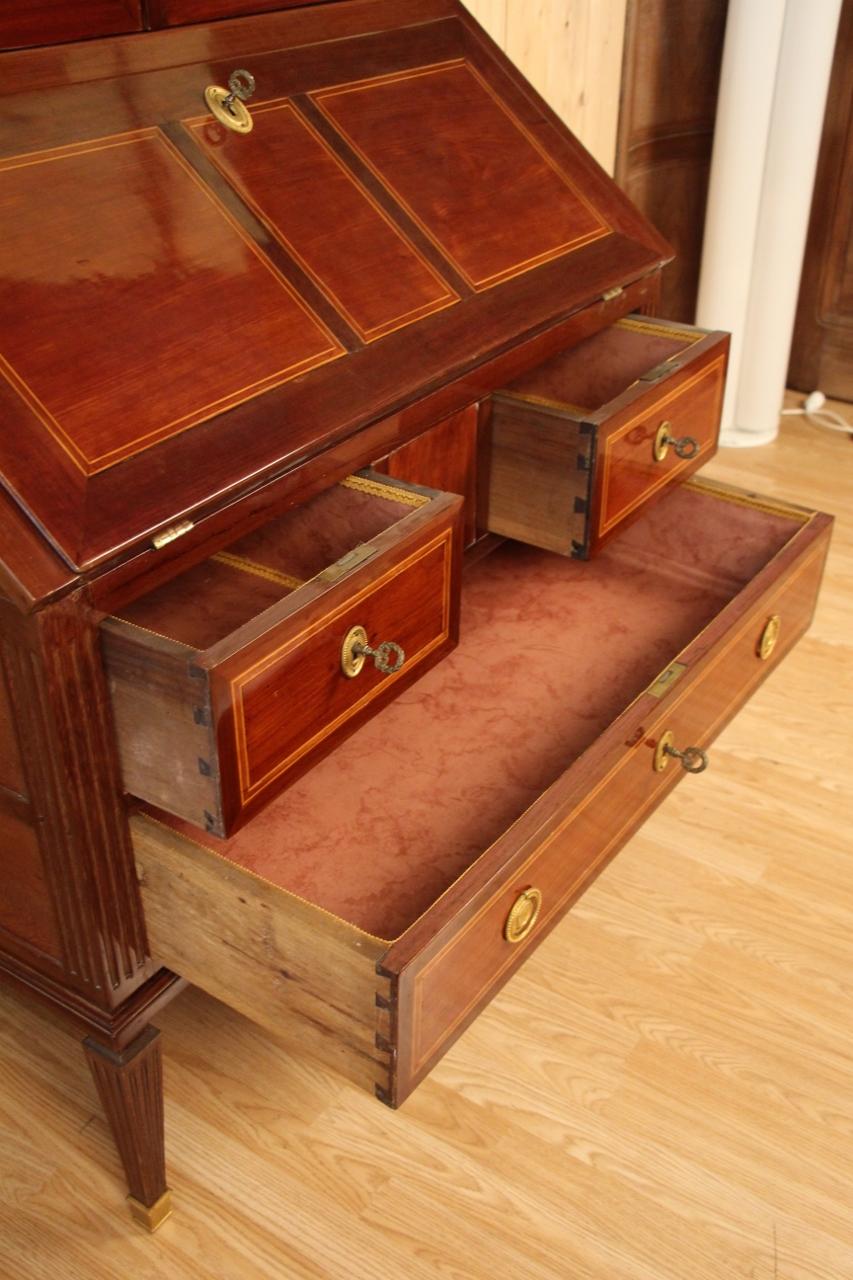 Libreria Scriban in massello, 18° secolo, Luigi XVI, Mobili da porto in vendita 4