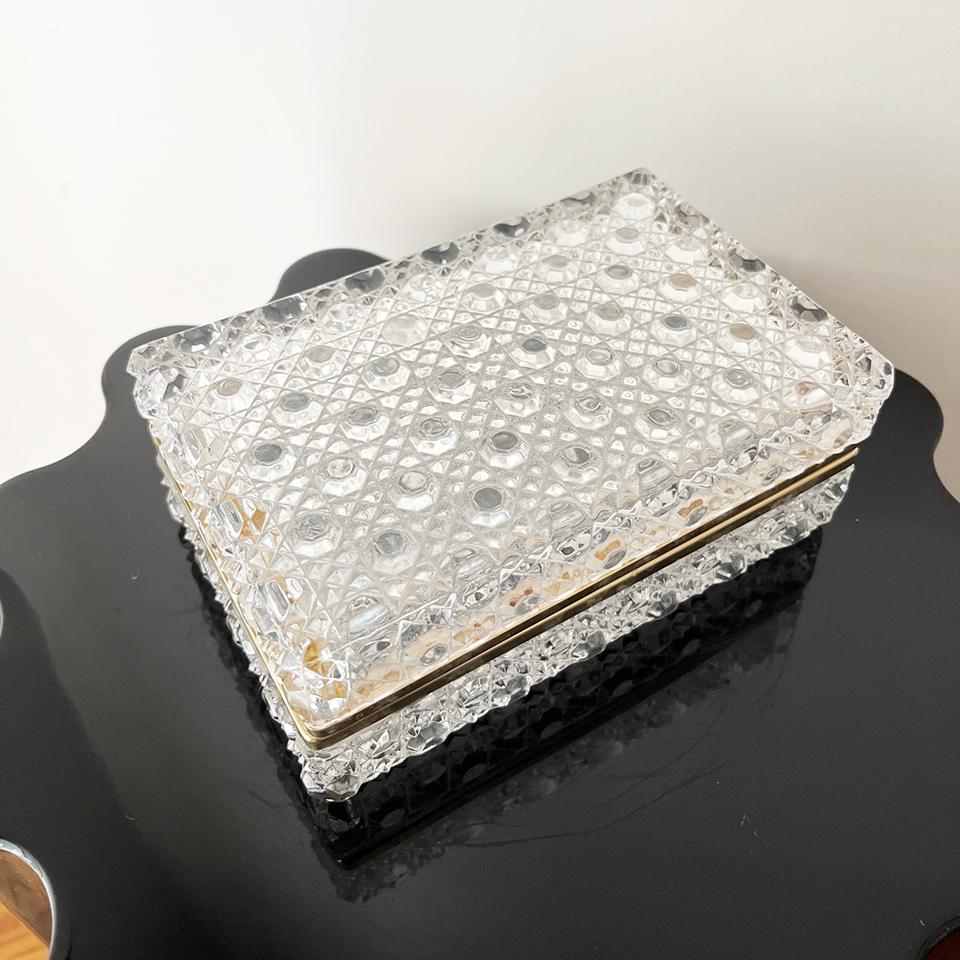 1950s French diamond Bohemia crystal casket -Antiques- For Sale 1