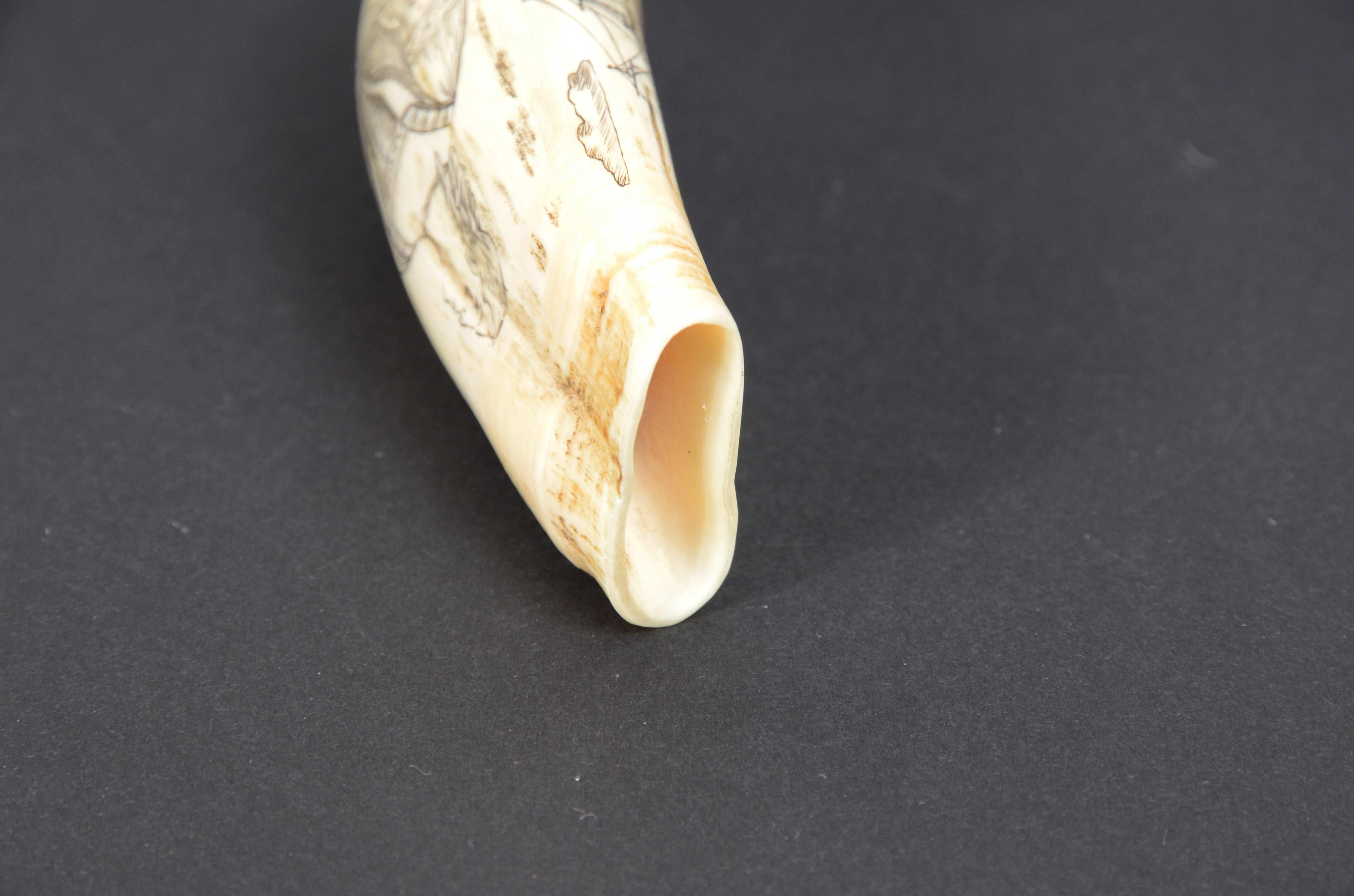 Engraved whale tooth scrimshaw of fine workmanship datable around  1850 For Sale 8