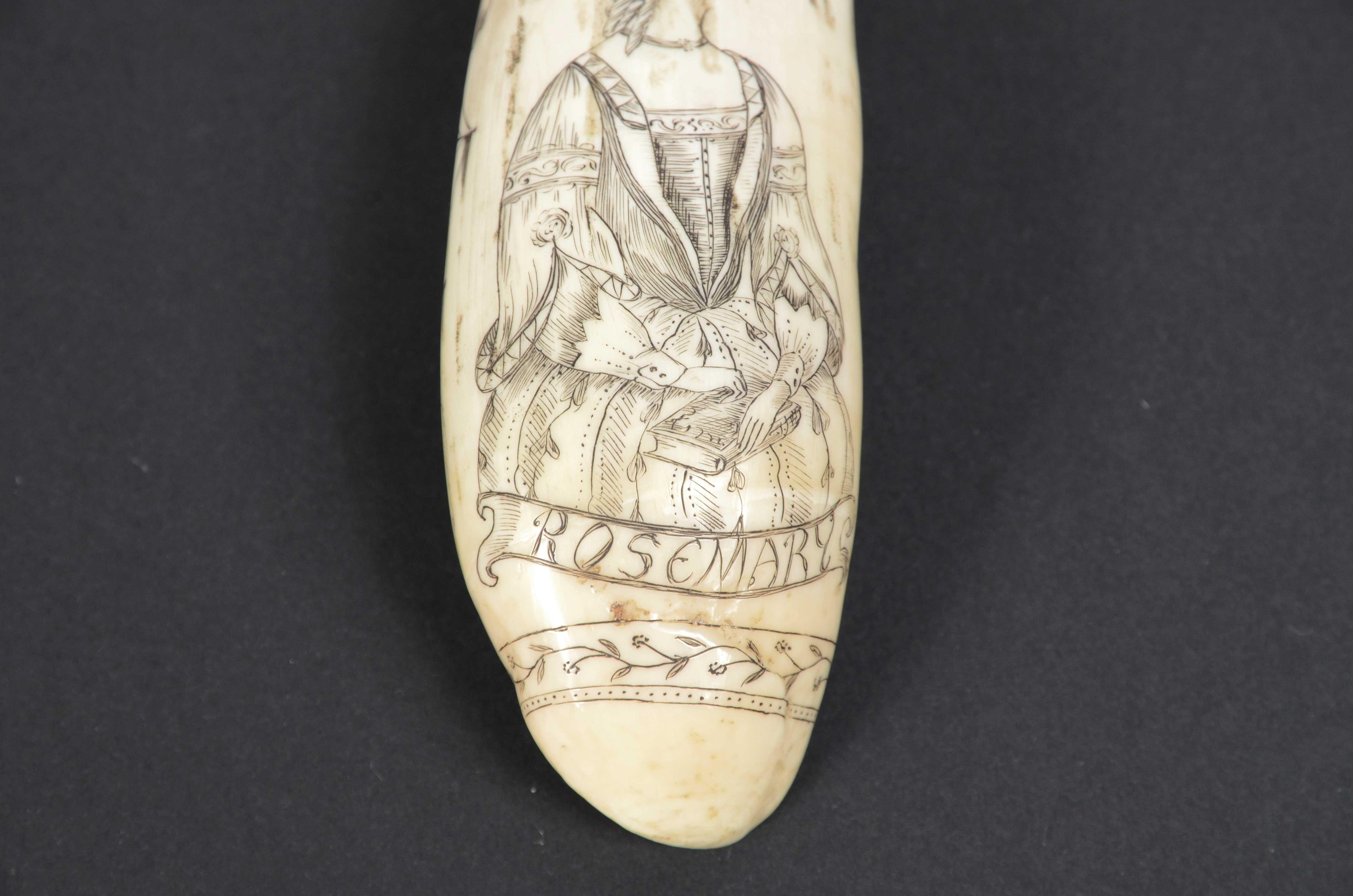 Engraved whale tooth scrimshaw of fine workmanship datable around  1850 For Sale 1
