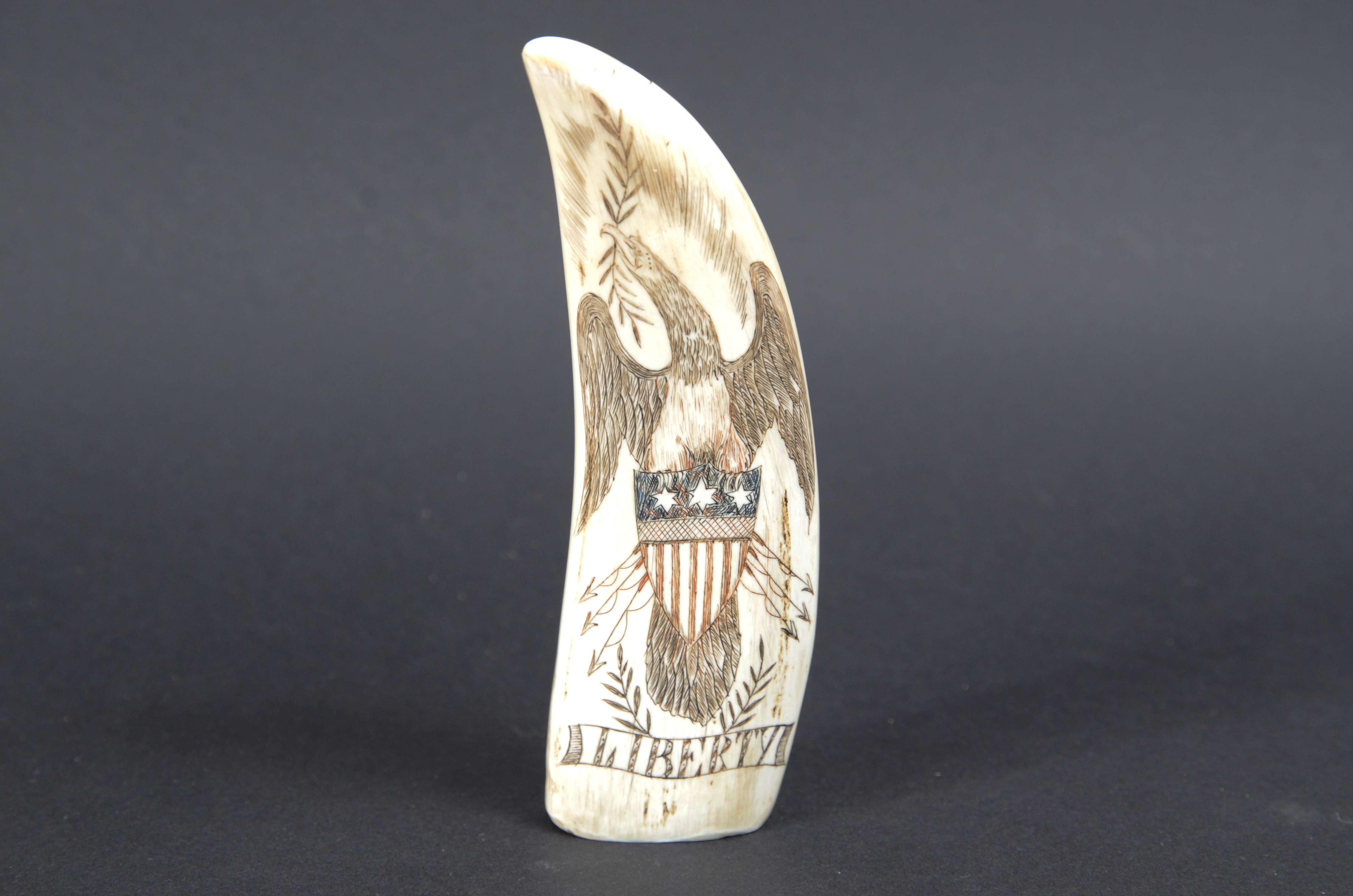 19th Century Scrimshaw di un dente di balena inciso del Generale Grant Presidente USA 1869-77