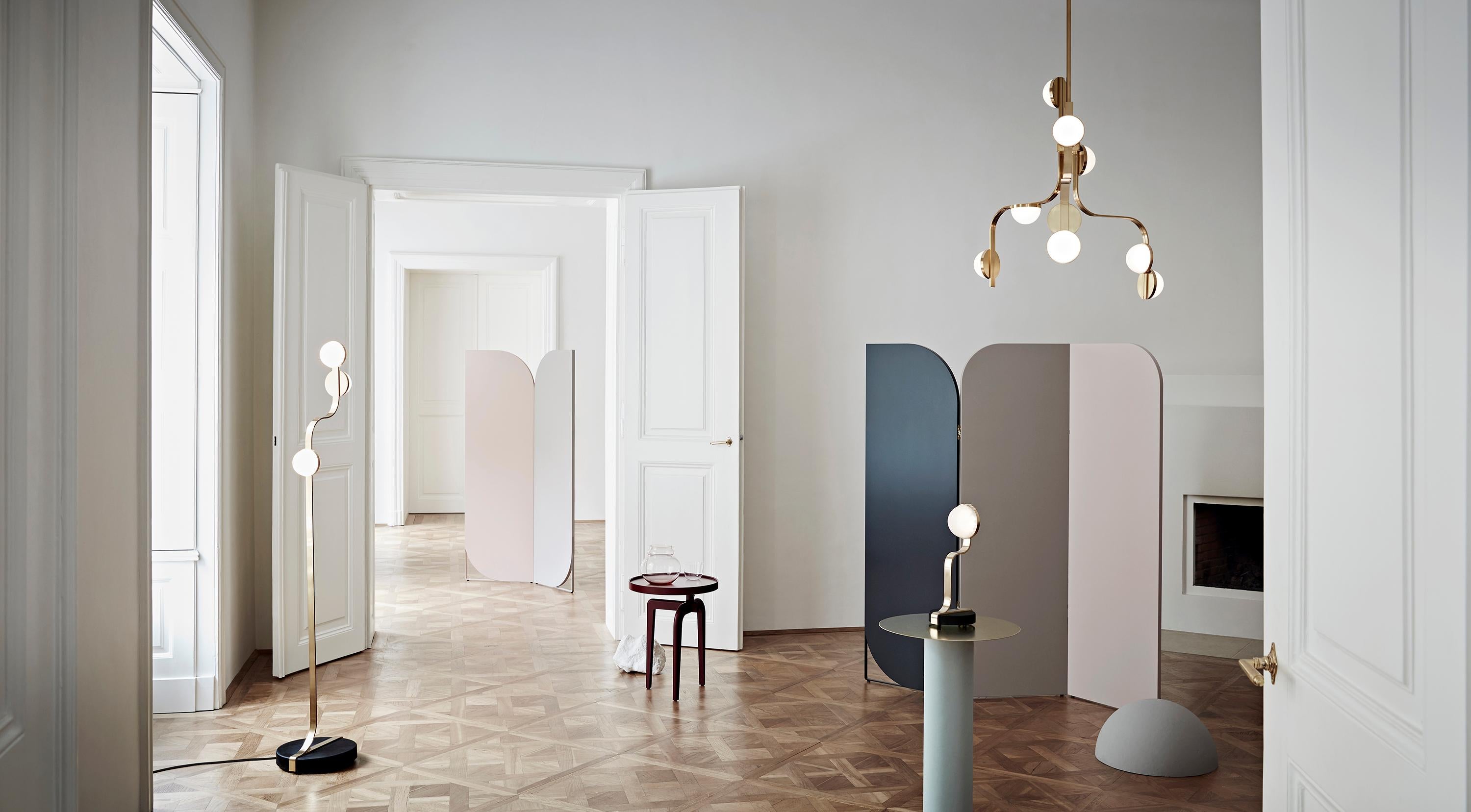 Vienna’s legendary glass manufacturer, Lobmeyr invites Sperlein to add his signature to its extensive catalogue and design legacy with a series of lights embodying Lobmeyr’s artisanal dexterity. The London based designer creates the Script lights